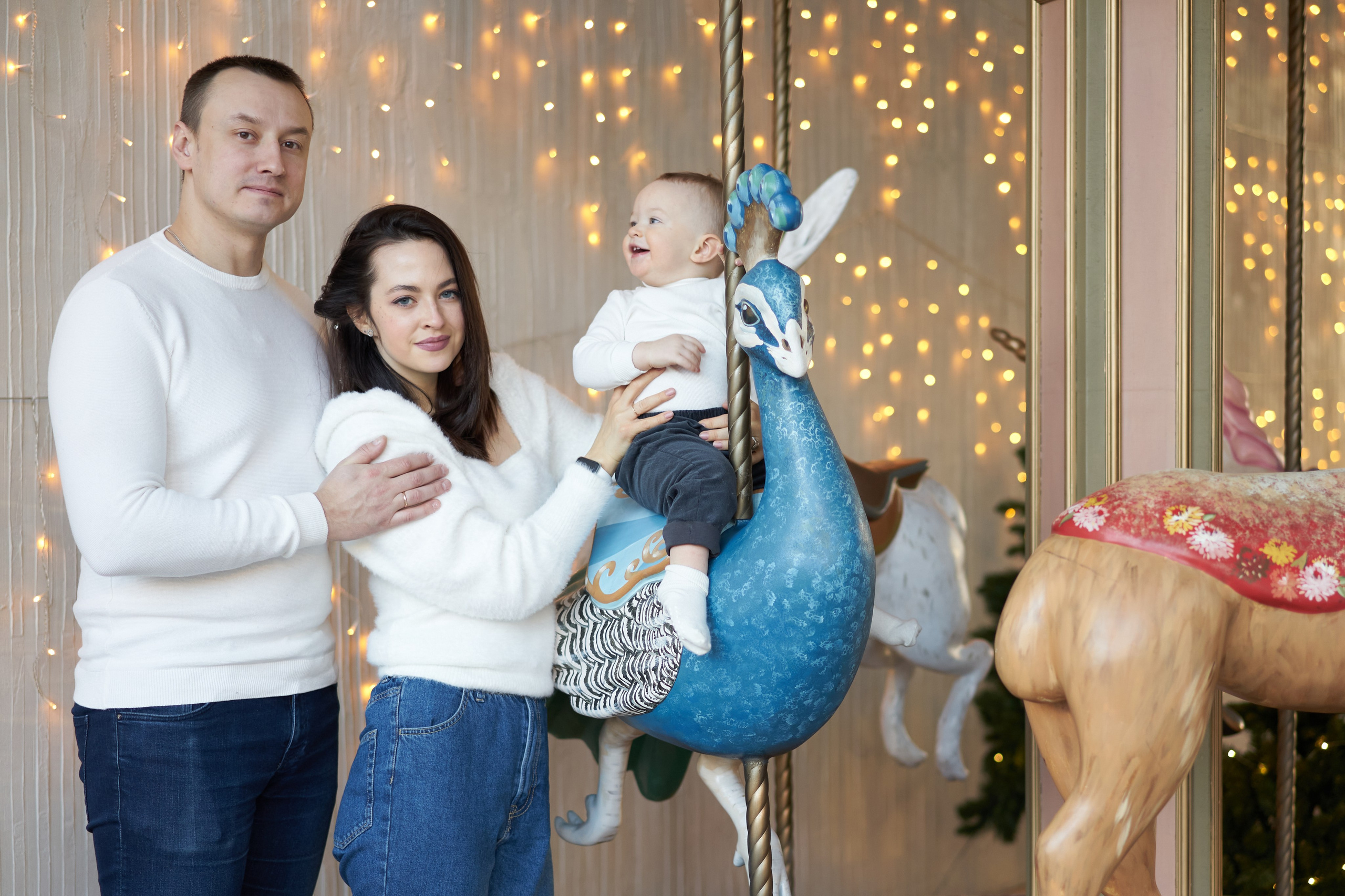 Семейная фотосессия в студии. Фотограф Екатеринбург Кокшарова Александра