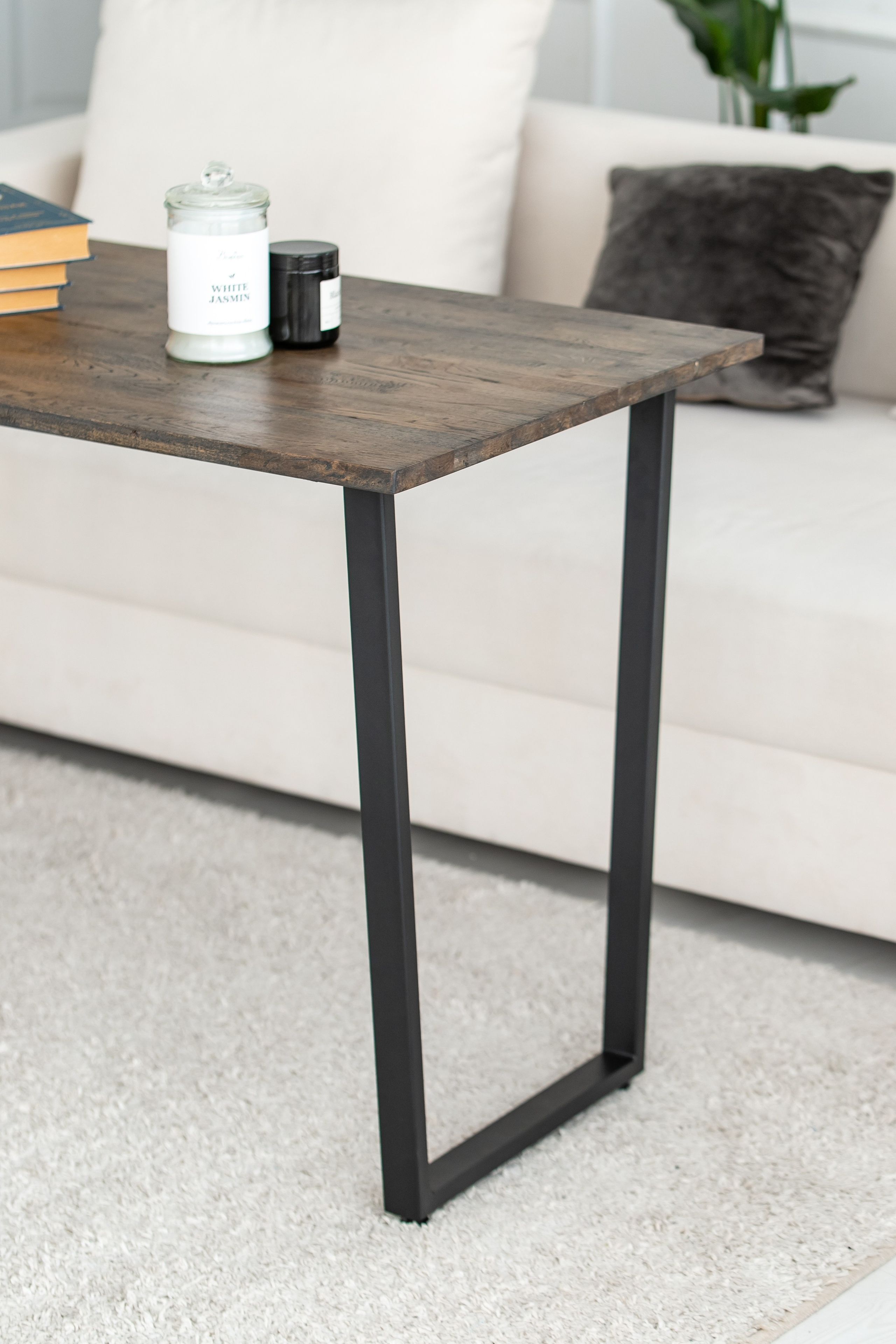 Металлические подстолья. Предметный, контентный и личный фотограф в Минске Смоляр Руслана