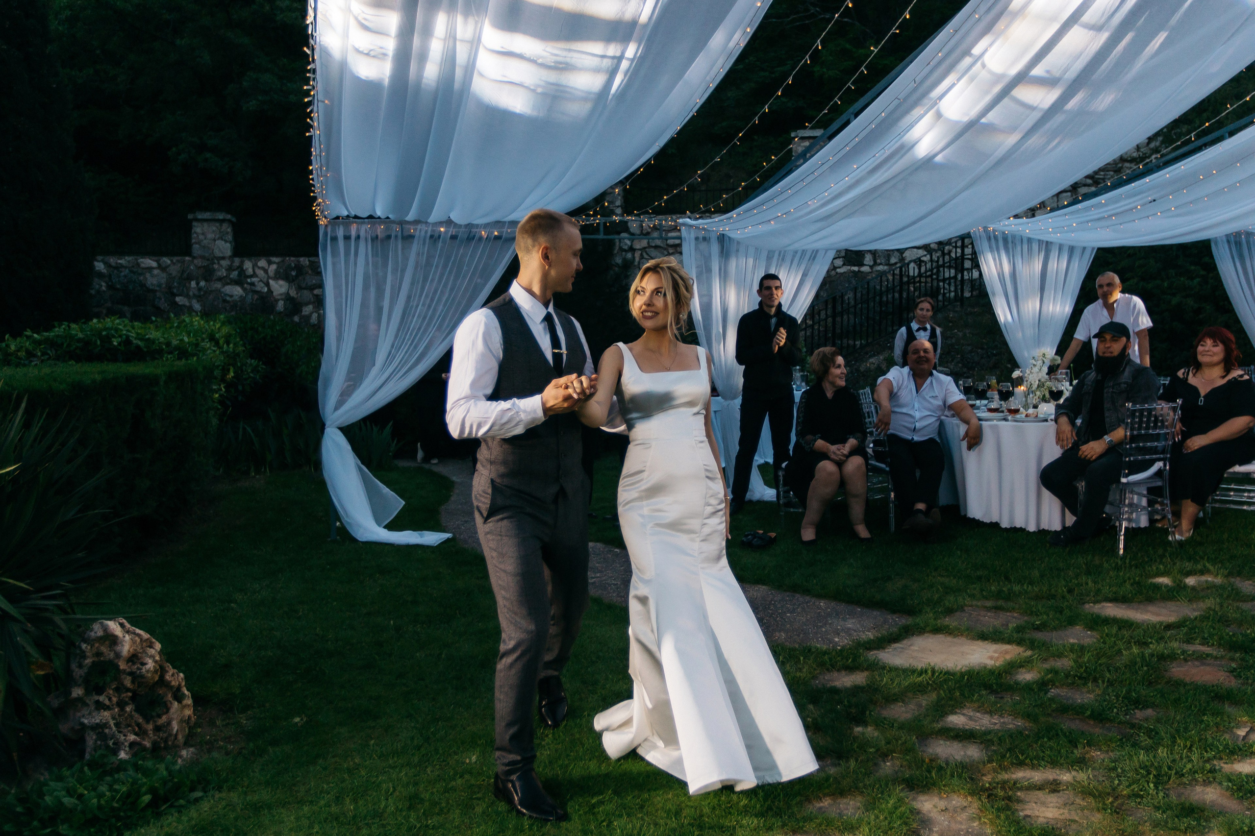 Денис и Алина. Белый замок. Фотограф Анна Лейман. Севастополь