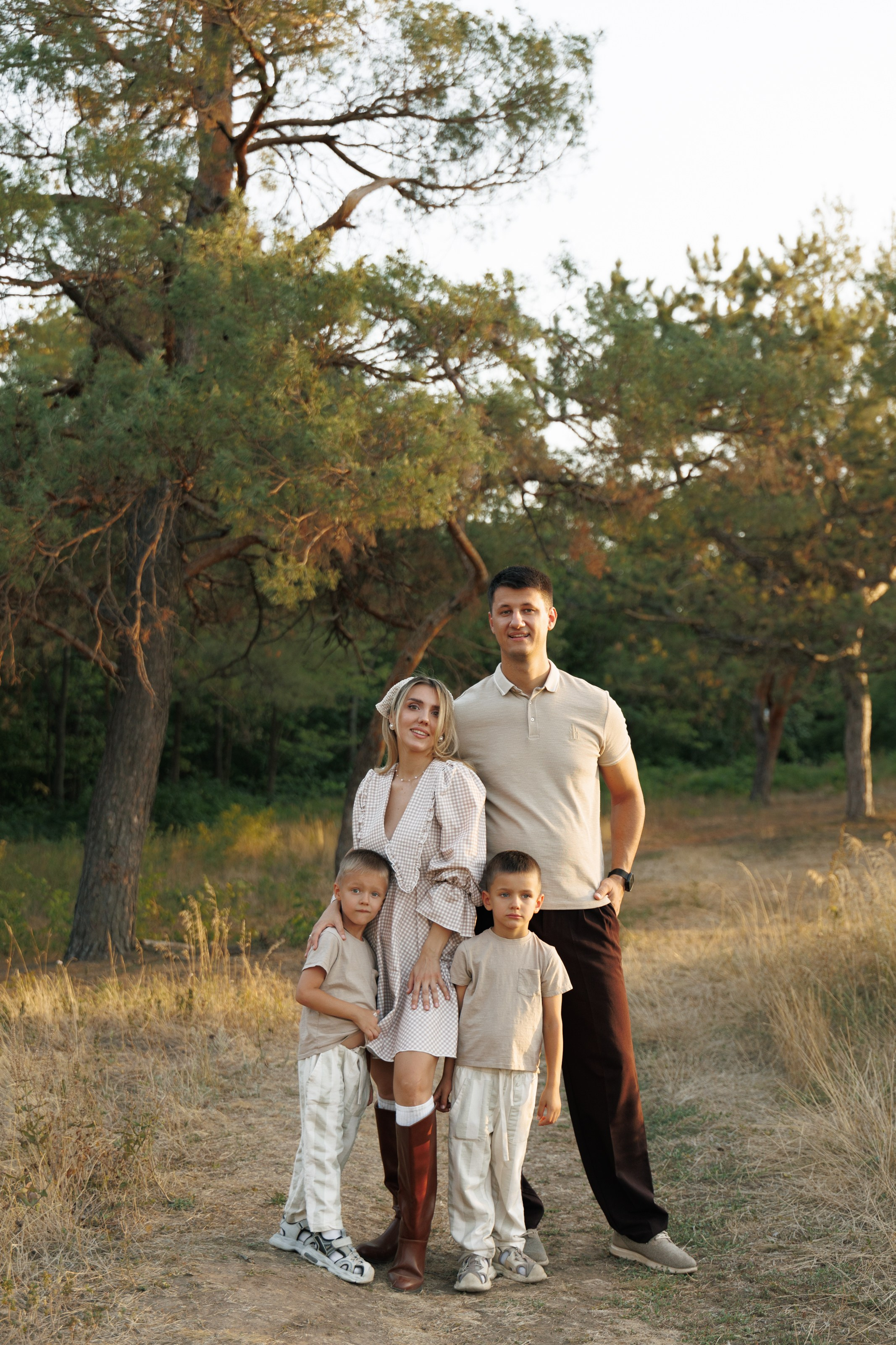 Дмитрий, Евгения, Мотя и Тима. Свадебный фотограф в Ростове — на — Дону Александра Пивоварова