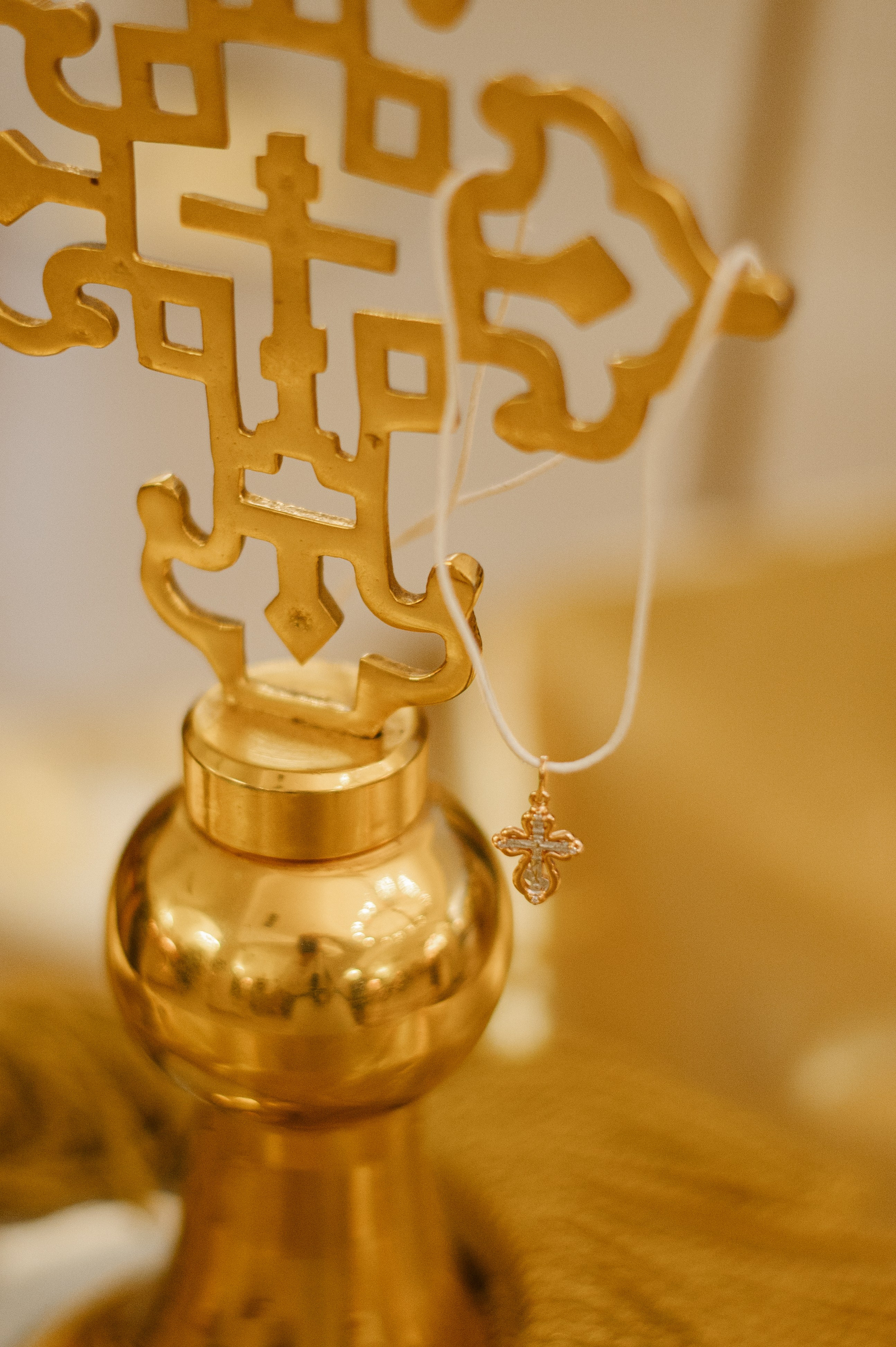 Фотограф на крещение. Фотосессия таинства крещения. Храм блаженной Матроны Московской в Дмитровском. Семейный и свадебный фотограф в Москве Татьяна Николаева