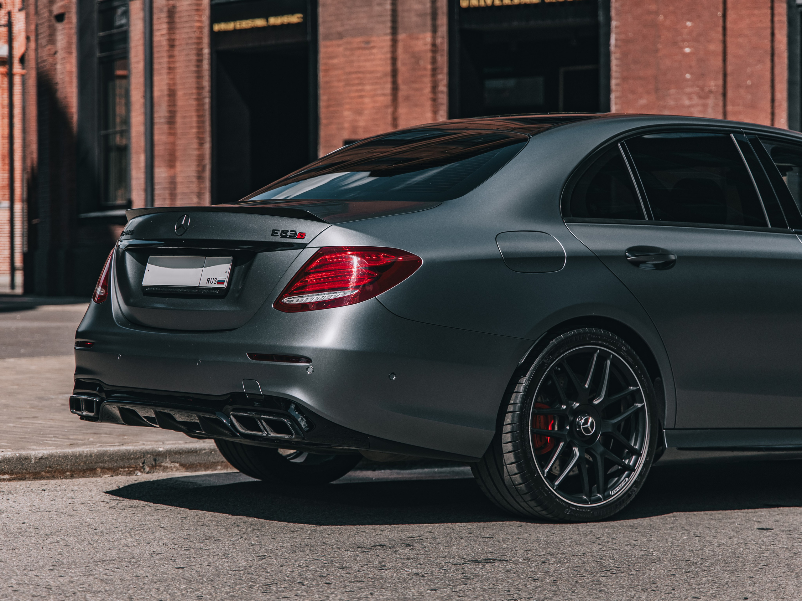 Mercedes AMG E 63s. Продюсер Оператор Фотограф Москва | borisprophoto