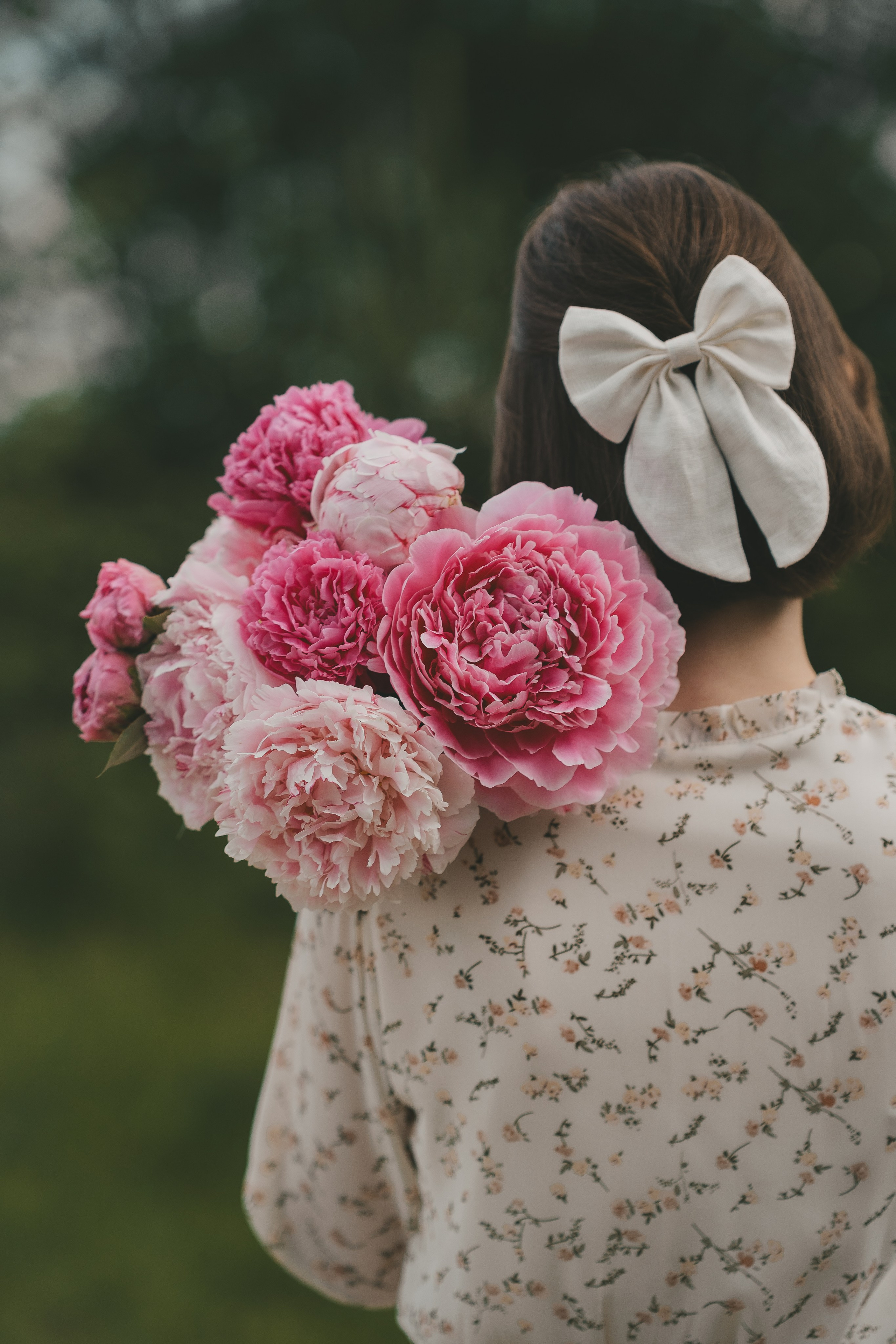 Маша и пионы. Семейный и детский фотограф в Сергиев Посаде, Хотьково Якимчук Любовь