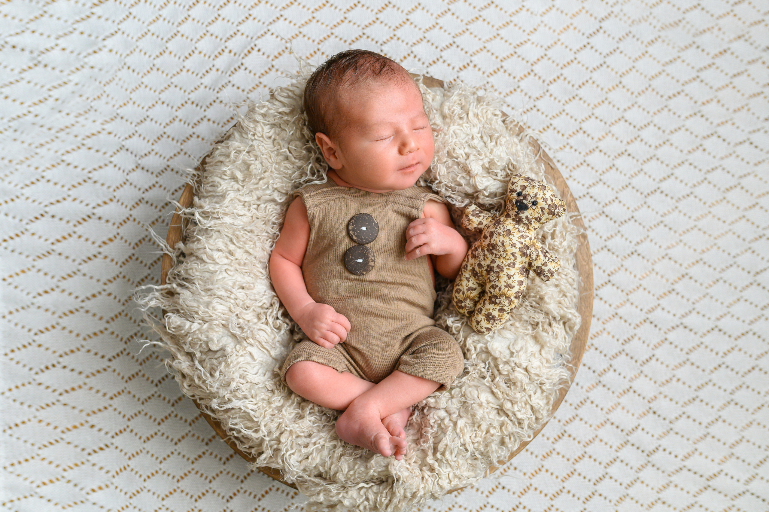 Ньюборн. Детский фотограф Абхазия