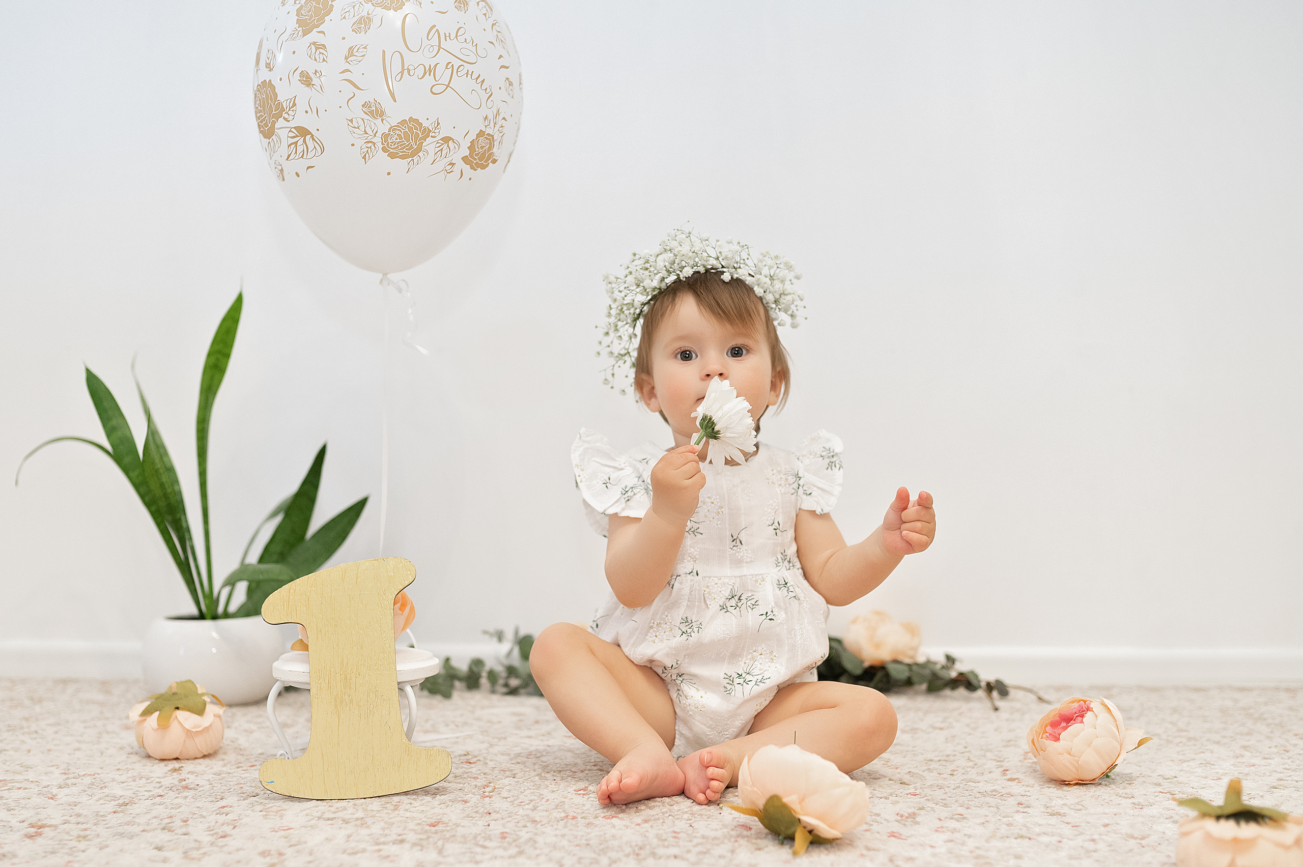 Майя 1 годик. Детский фотограф Абхазия