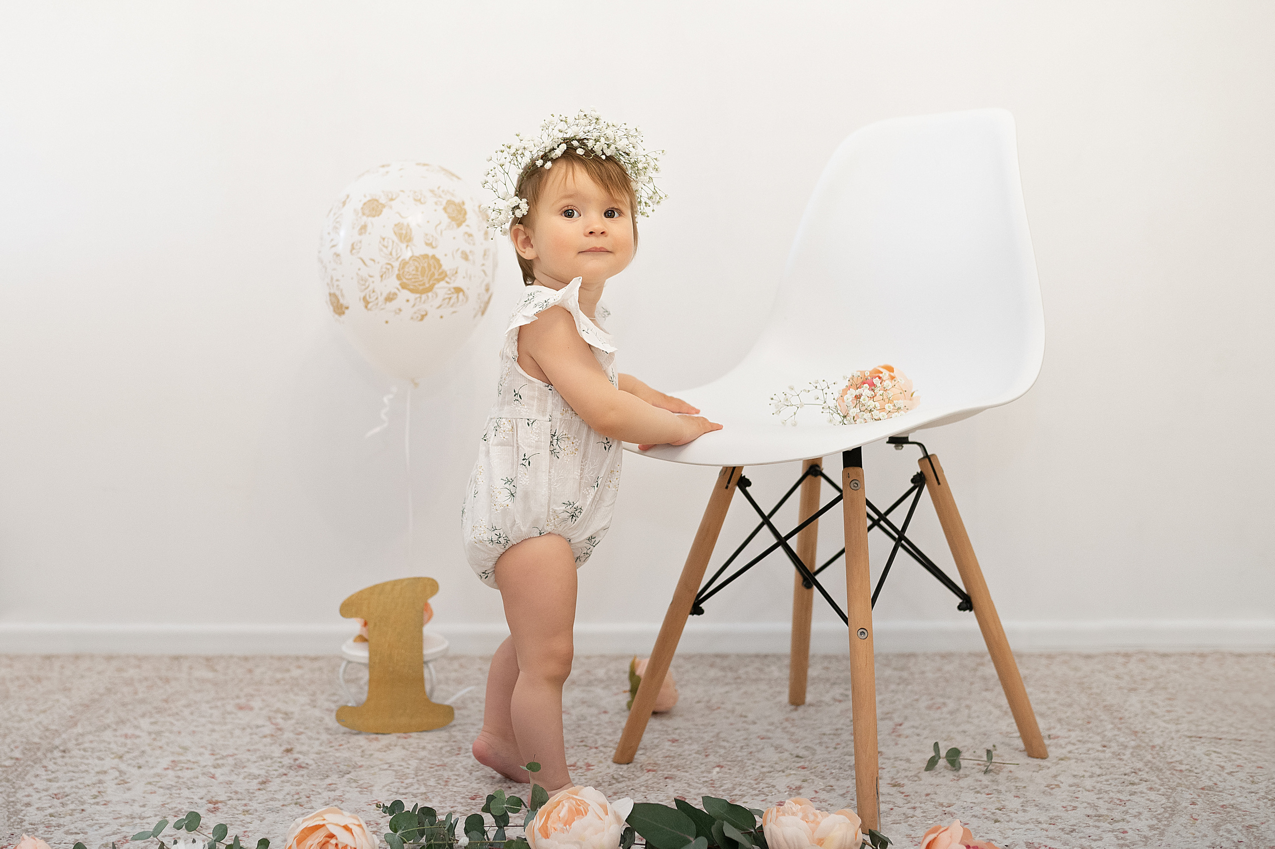 Майя 1 годик. Детский фотограф Абхазия