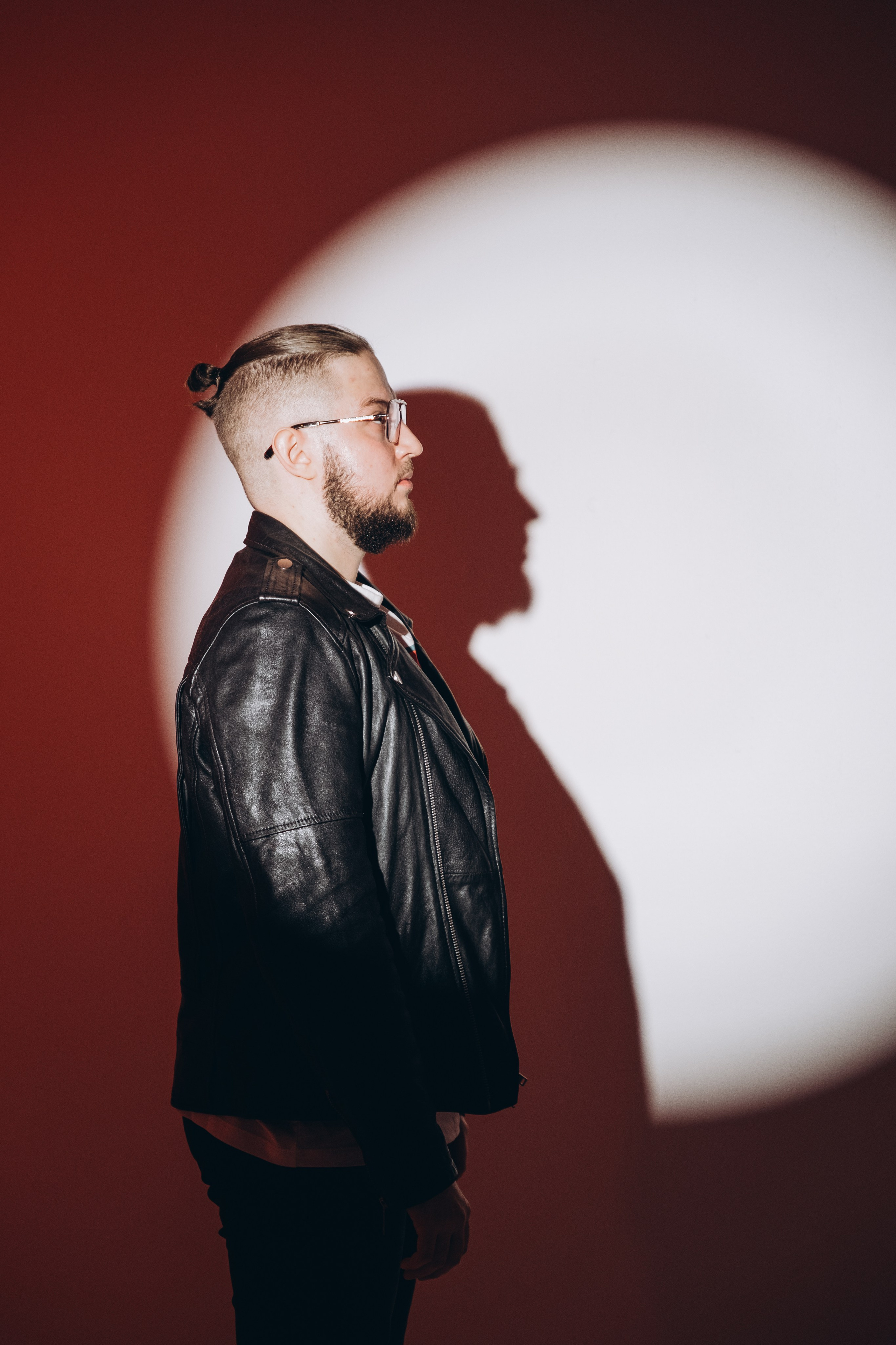 Студийная с цветным светом. Фотограф в Иркутске Анна Мирошникова