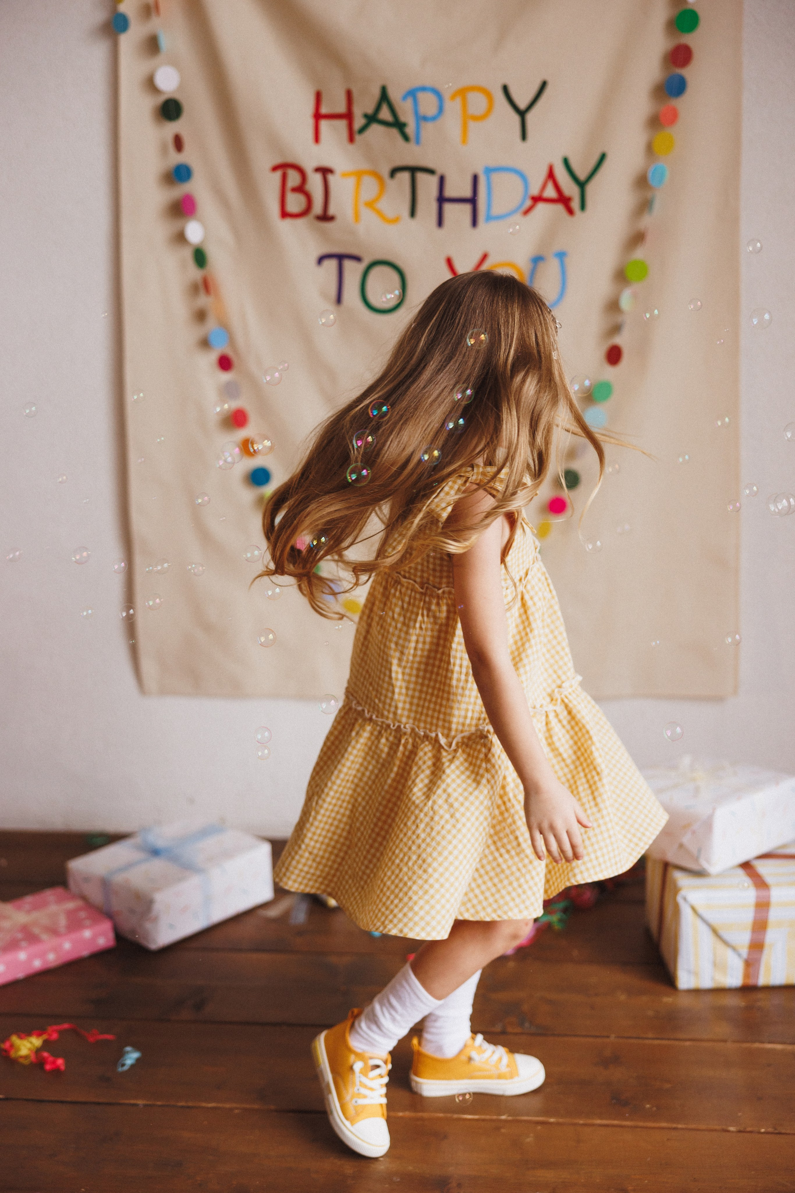 Яркая, весёлая фотосессия к Дню рождения. Фотостудия «Mestone», город Краснодар. Семейный и детский фотограф в Краснодаре Анна Трашкова