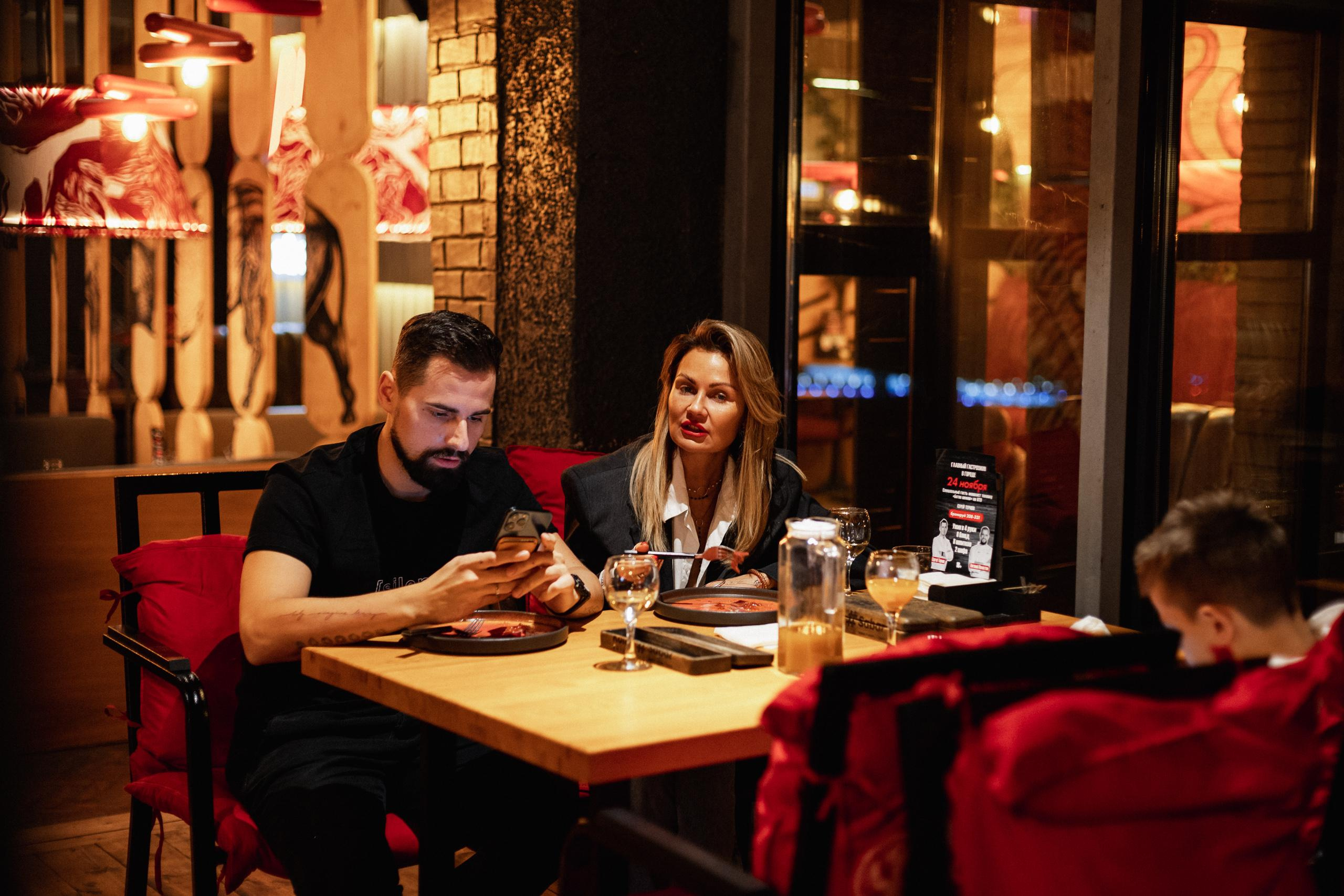 2 ШЕФА 4 РУКИ [ГЛАВНЫЙ ГАСТРОУЖИН]. СВОИ. ФОТООТЧЕТЫ-СОБЫТИЯ-МЕСТА