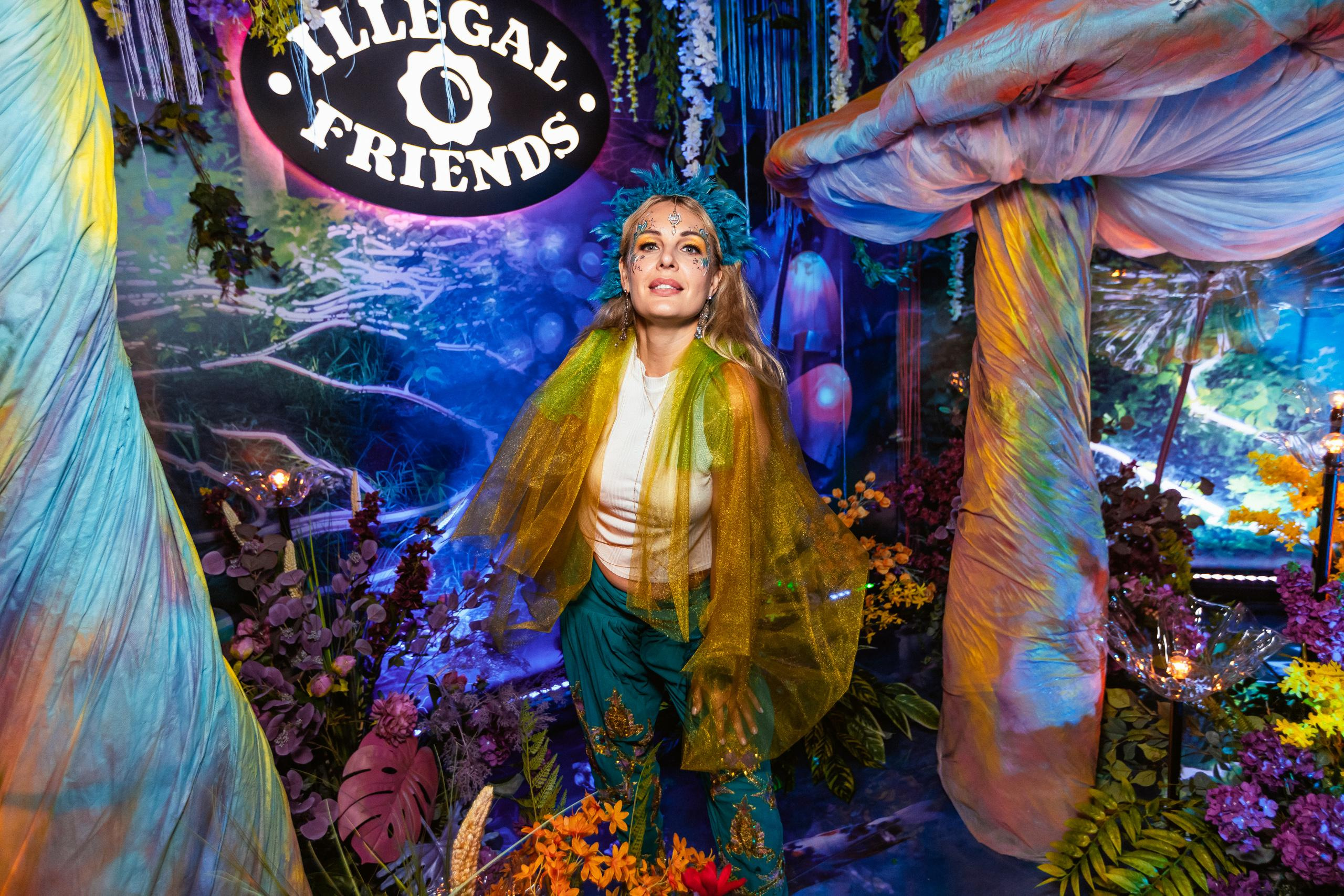 ILLEGAL FRIENDS WONDERLAND [PART I]. СВОИ. ФОТООТЧЕТЫ-СОБЫТИЯ-МЕСТА