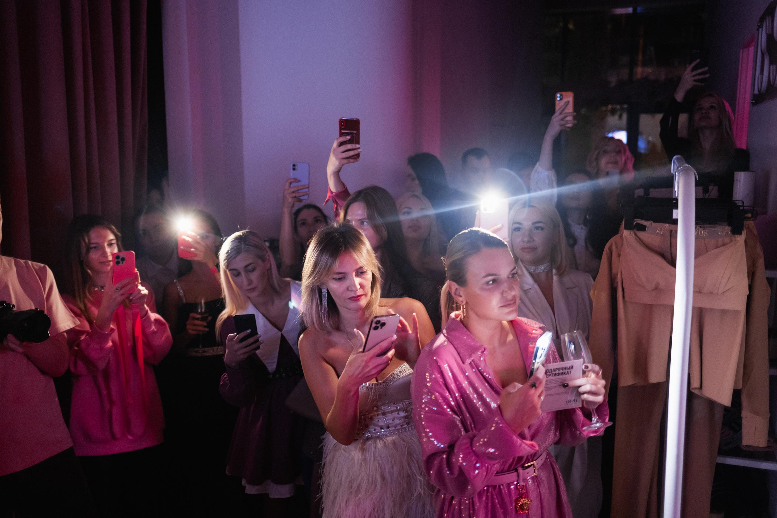 TOPSTRETCHING [ОТКРЫТИЕ СТУДИИ]. СВОИ. ФОТООТЧЕТЫ-СОБЫТИЯ-МЕСТА