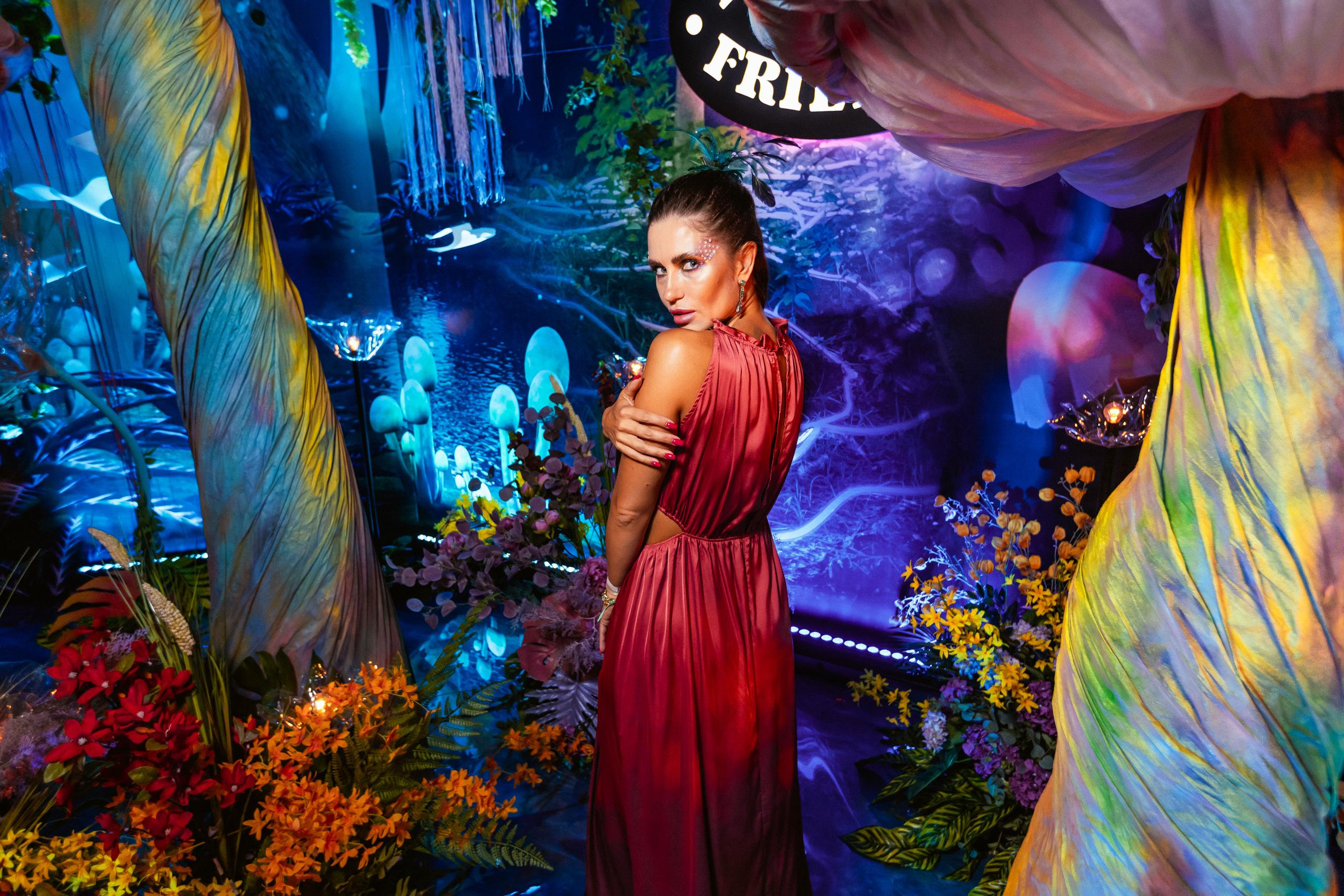 ILLEGAL FRIENDS WONDERLAND [PART I]. СВОИ. ФОТООТЧЕТЫ-СОБЫТИЯ-МЕСТА