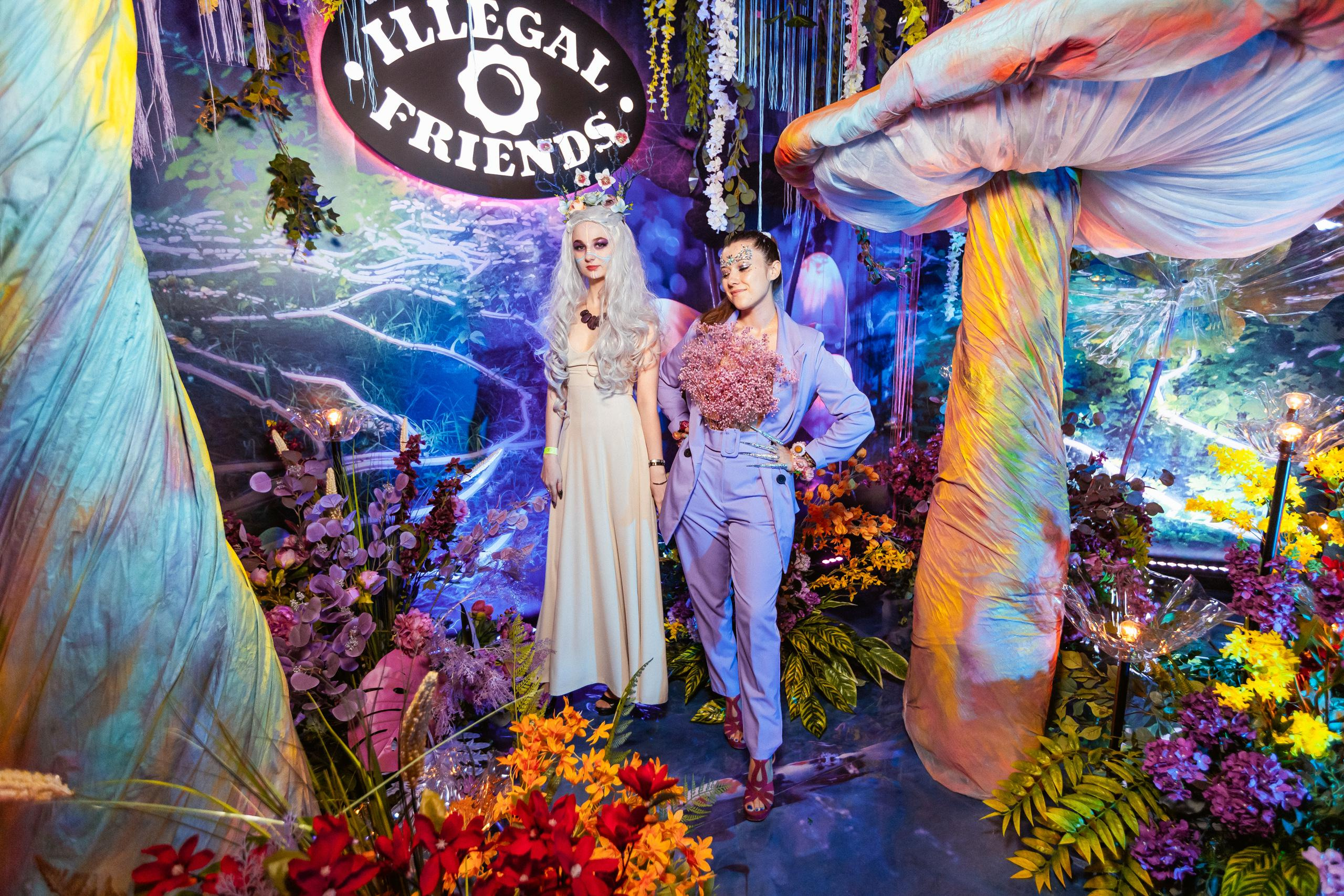 ILLEGAL FRIENDS WONDERLAND [PART I]. СВОИ. ФОТООТЧЕТЫ-СОБЫТИЯ-МЕСТА