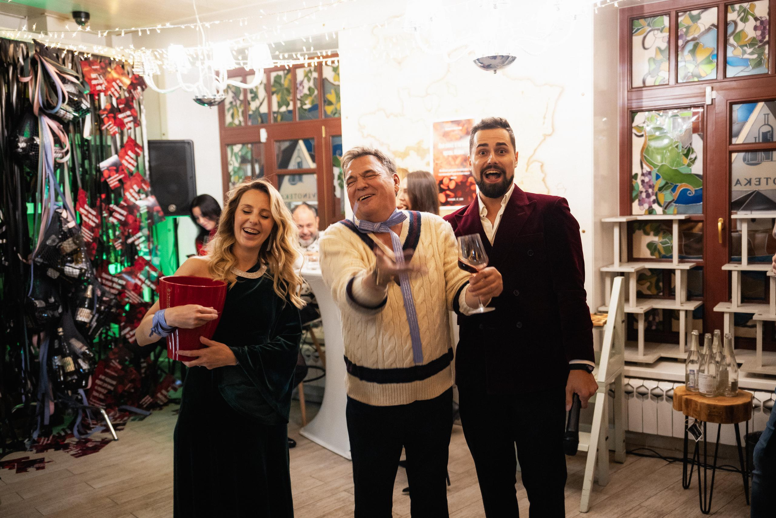 ВИНОТЕКА [10 ЛЕТ ВИННОМУ БУТИКУ]. СВОИ. ФОТООТЧЕТЫ-СОБЫТИЯ-МЕСТА