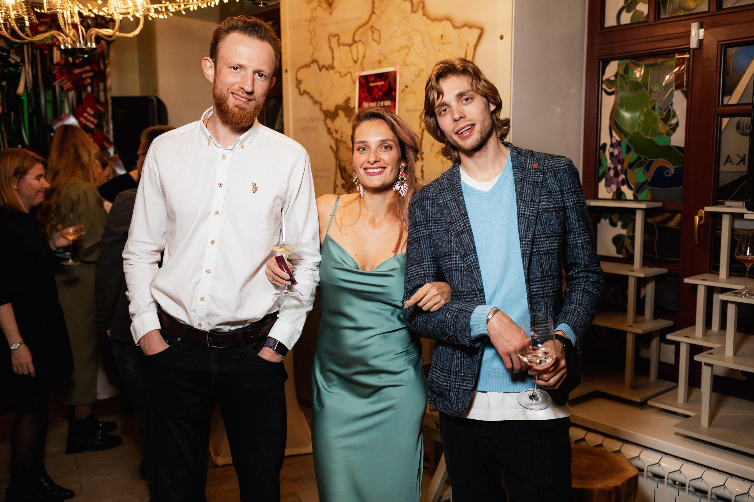 ВИНОТЕКА [10 ЛЕТ ВИННОМУ БУТИКУ]. СВОИ. ФОТООТЧЕТЫ-СОБЫТИЯ-МЕСТА