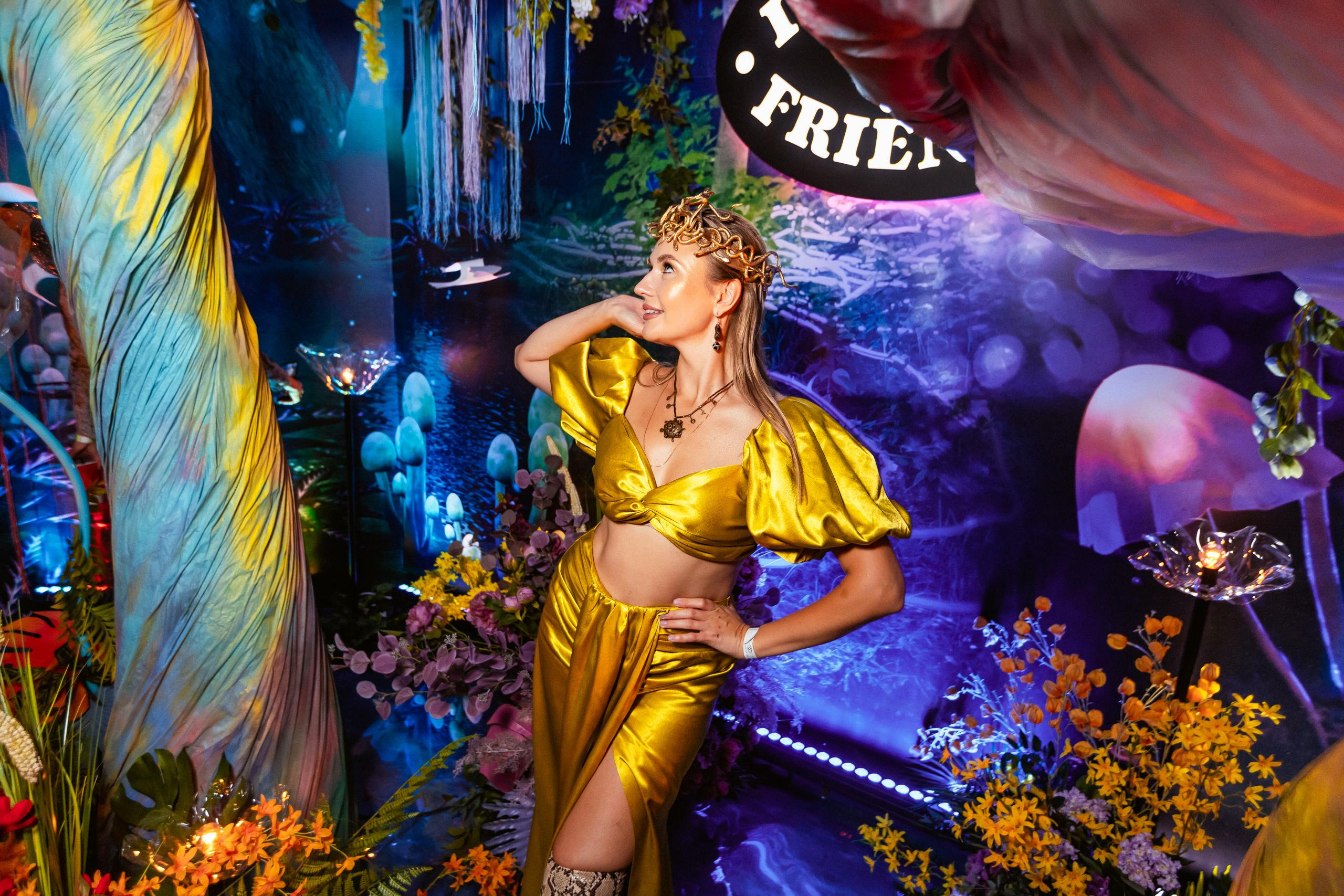 ILLEGAL FRIENDS WONDERLAND [PART I]. СВОИ. ФОТООТЧЕТЫ-СОБЫТИЯ-МЕСТА