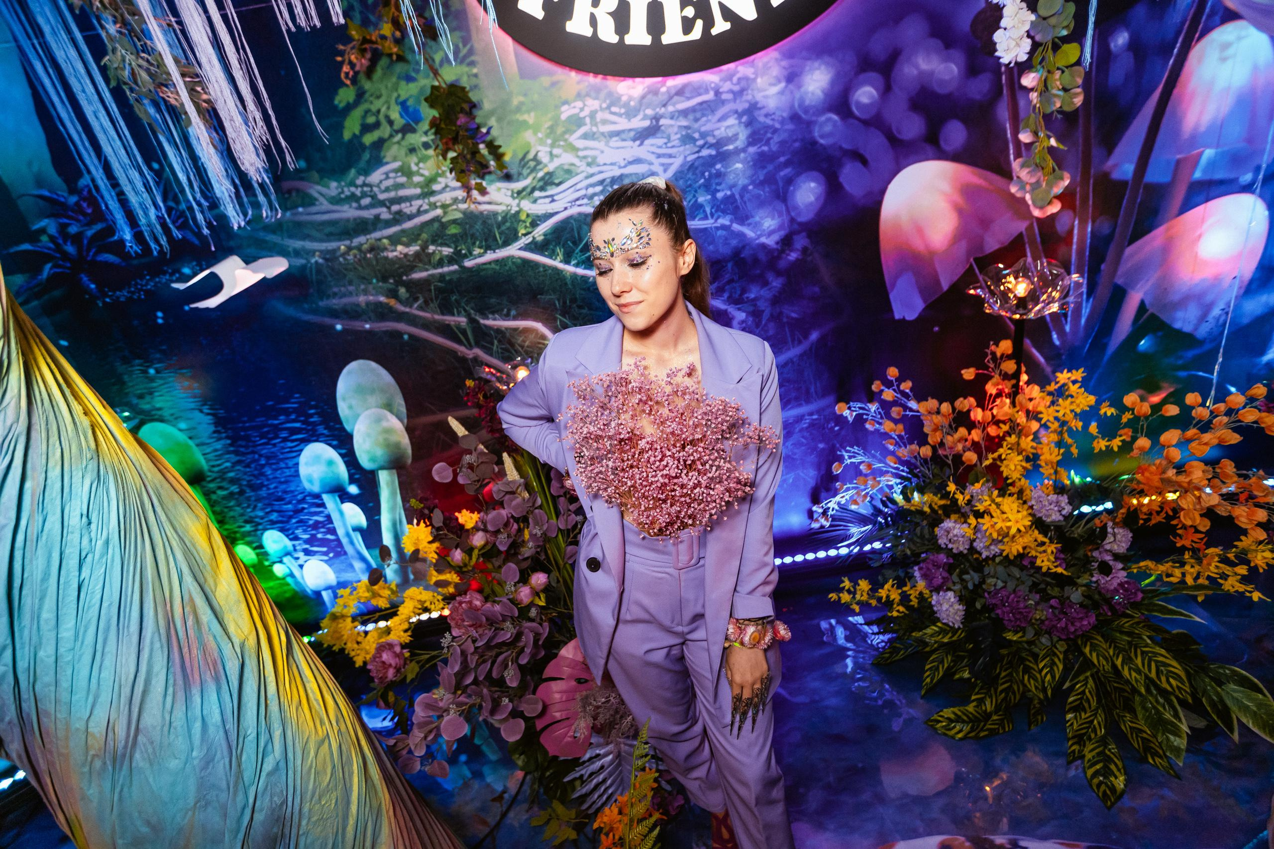 ILLEGAL FRIENDS WONDERLAND [PART I]. СВОИ. ФОТООТЧЕТЫ-СОБЫТИЯ-МЕСТА