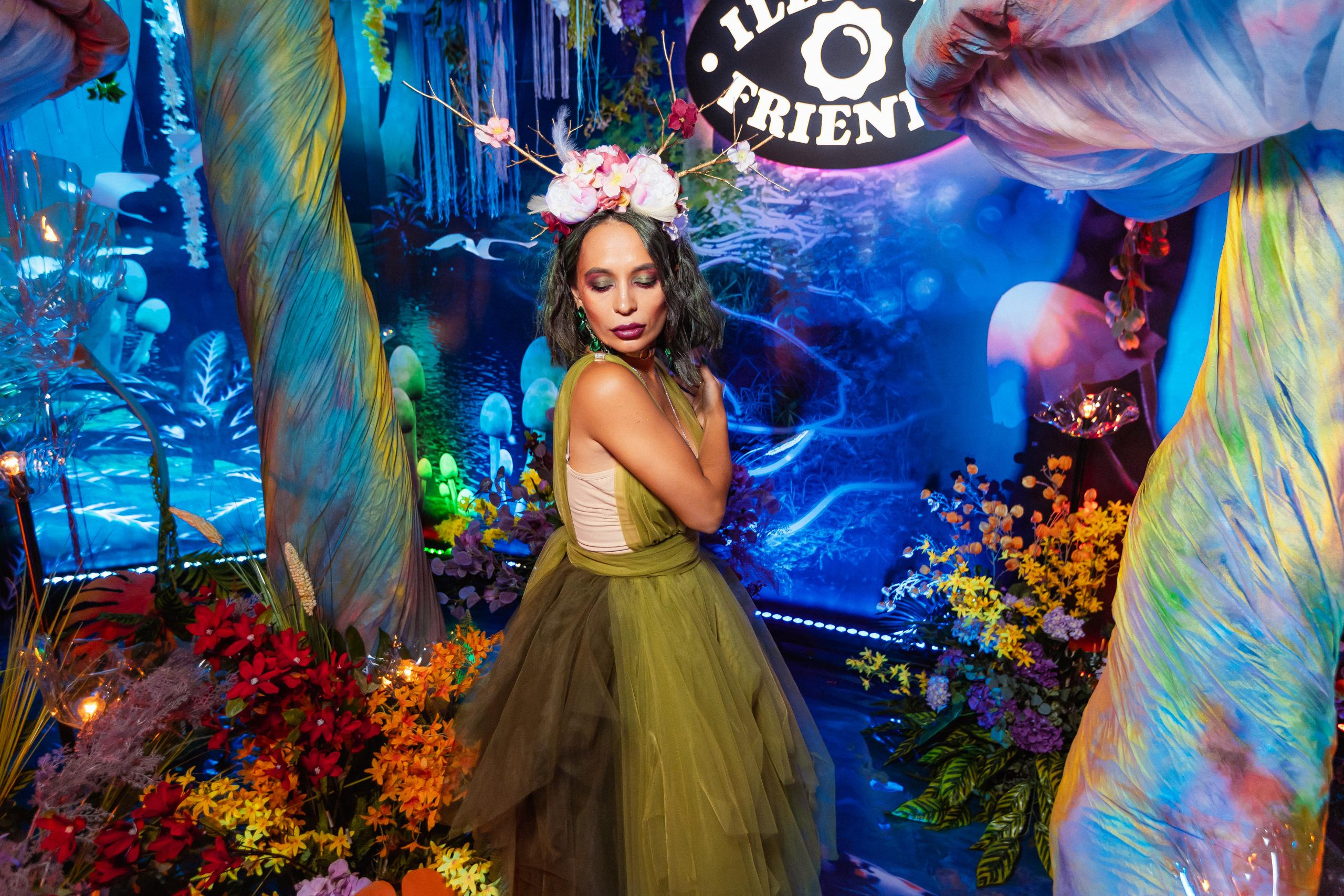 ILLEGAL FRIENDS WONDERLAND [PART I]. СВОИ. ФОТООТЧЕТЫ-СОБЫТИЯ-МЕСТА