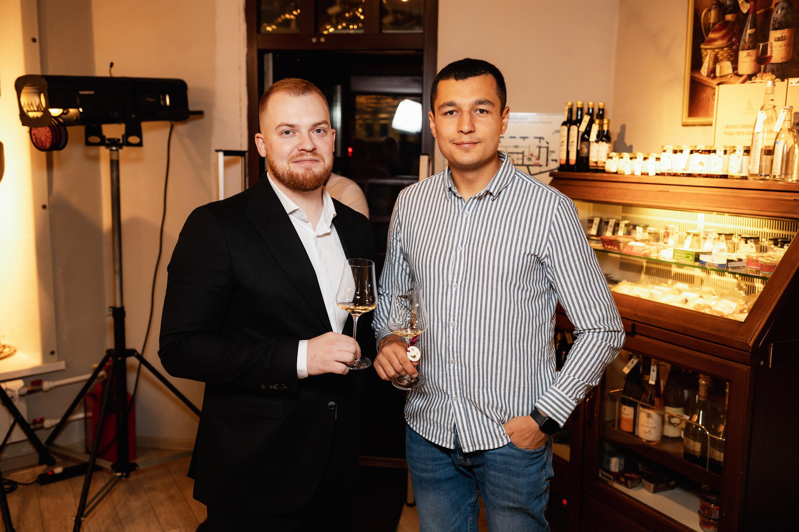 ВИНОТЕКА [10 ЛЕТ ВИННОМУ БУТИКУ]. СВОИ. ФОТООТЧЕТЫ-СОБЫТИЯ-МЕСТА