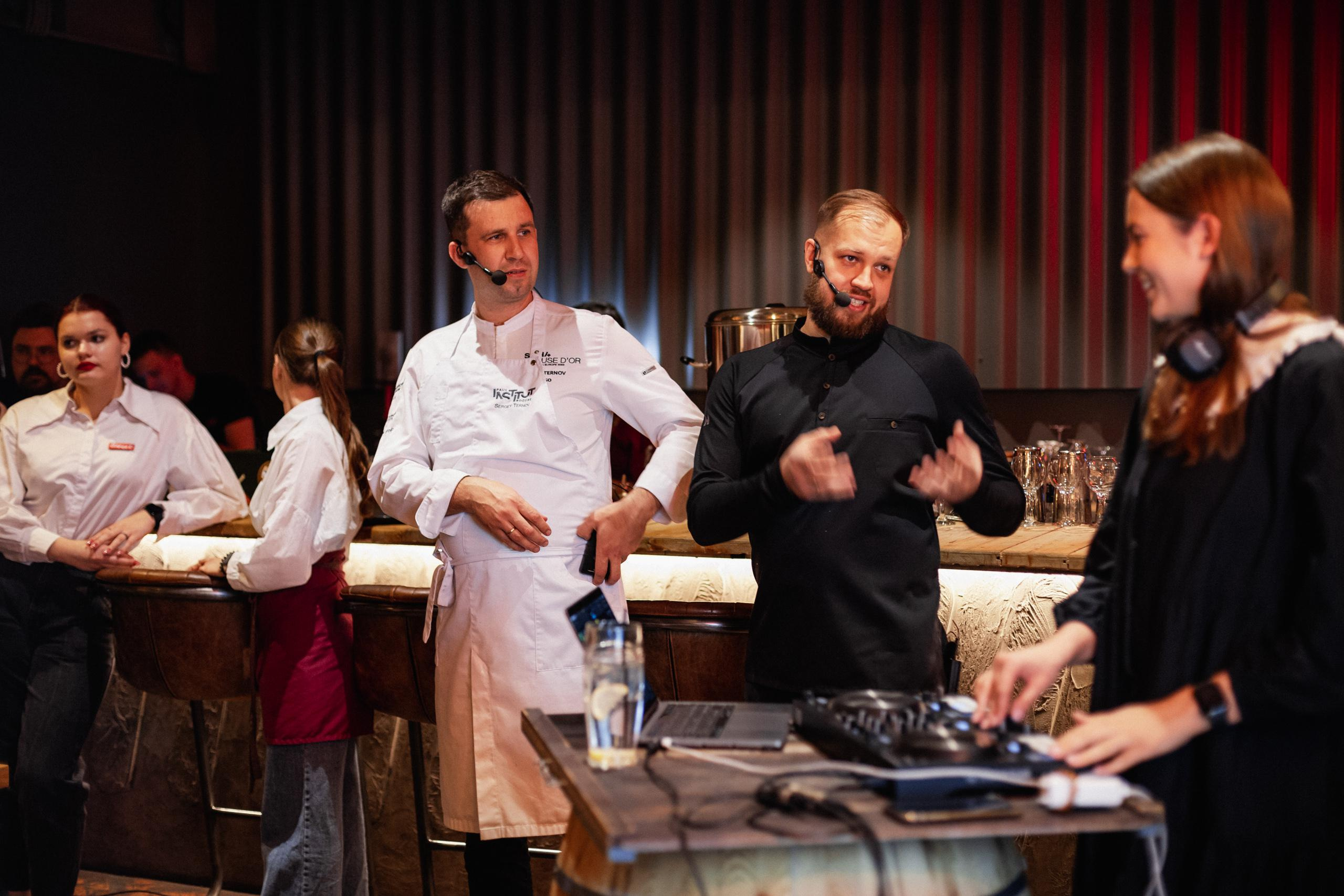 2 ШЕФА 4 РУКИ [ГЛАВНЫЙ ГАСТРОУЖИН]. СВОИ. ФОТООТЧЕТЫ-СОБЫТИЯ-МЕСТА