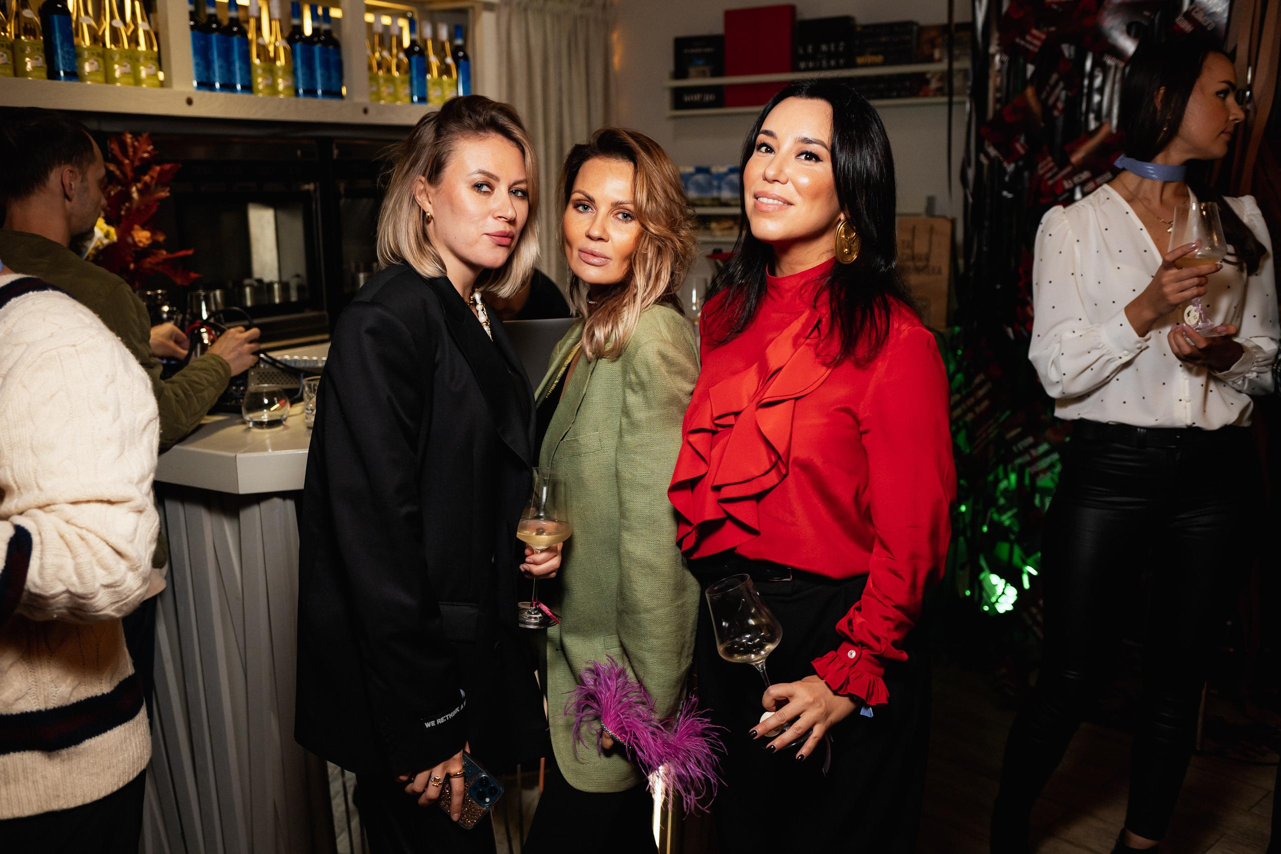 ВИНОТЕКА [10 ЛЕТ ВИННОМУ БУТИКУ]. СВОИ. ФОТООТЧЕТЫ-СОБЫТИЯ-МЕСТА