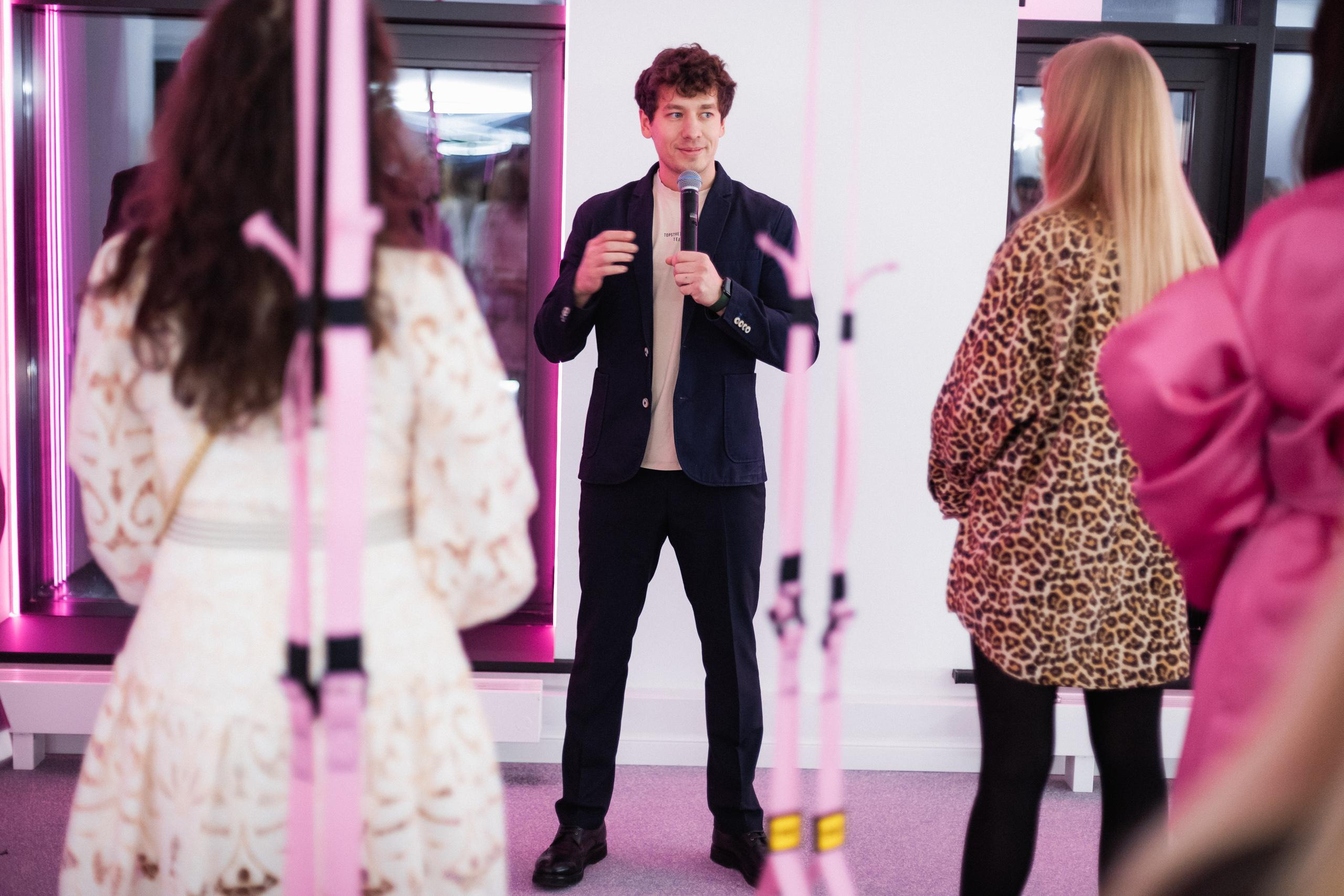 TOPSTRETCHING [ОТКРЫТИЕ СТУДИИ]. СВОИ. ФОТООТЧЕТЫ-СОБЫТИЯ-МЕСТА