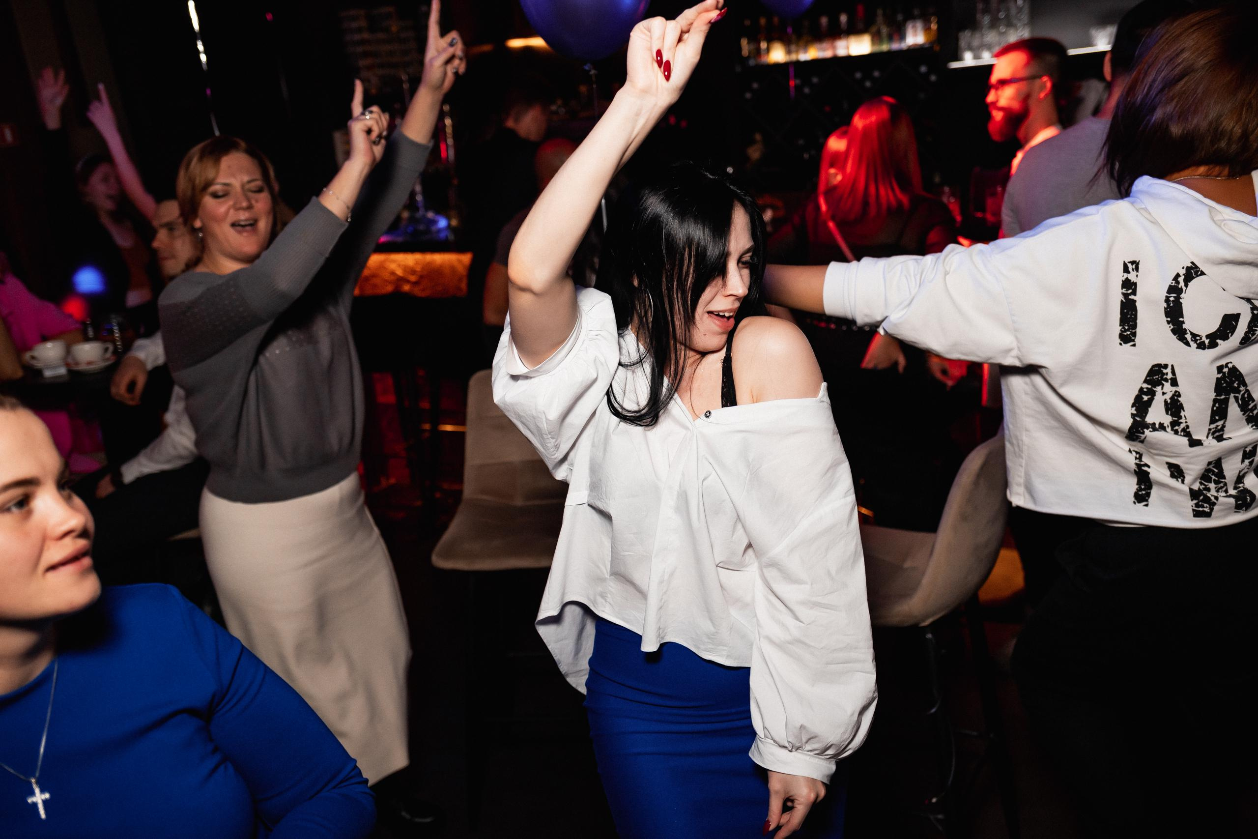 MOLLY BAR [4 YEARS]. СВОИ. ФОТООТЧЕТЫ-СОБЫТИЯ-МЕСТА