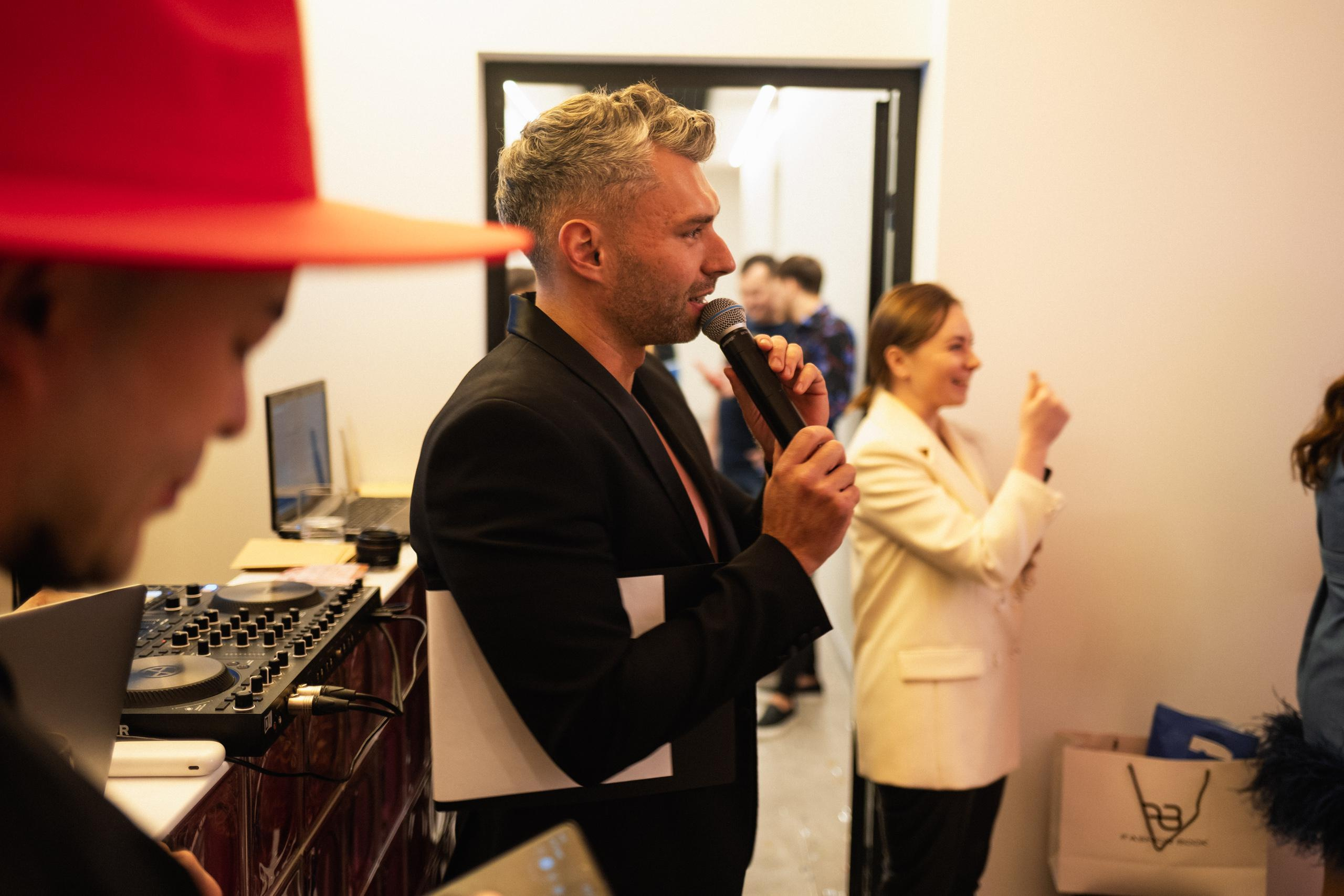 TOPSTRETCHING [ОТКРЫТИЕ СТУДИИ]. СВОИ. ФОТООТЧЕТЫ-СОБЫТИЯ-МЕСТА