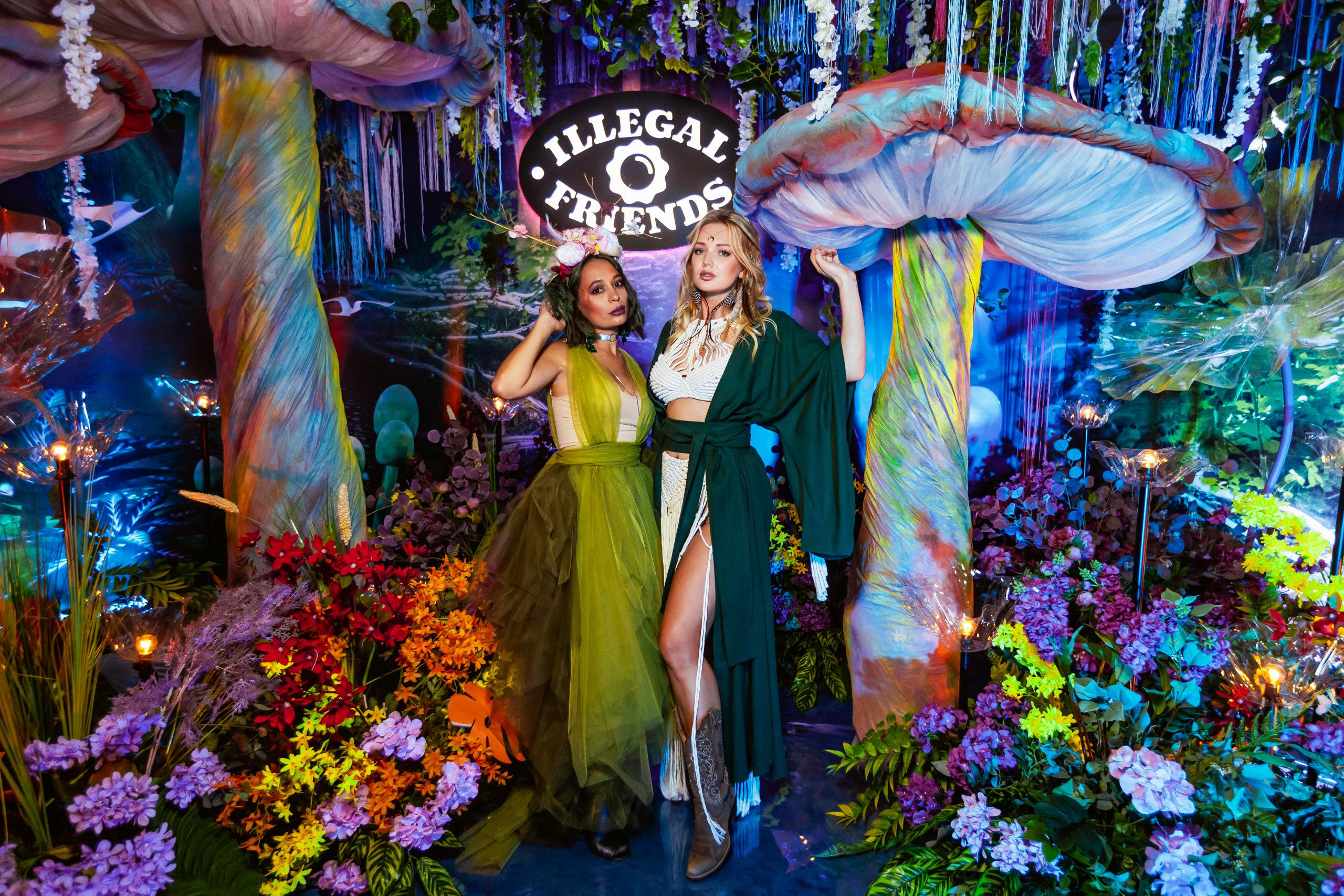 ILLEGAL FRIENDS WONDERLAND [PART I]. СВОИ. ФОТООТЧЕТЫ-СОБЫТИЯ-МЕСТА