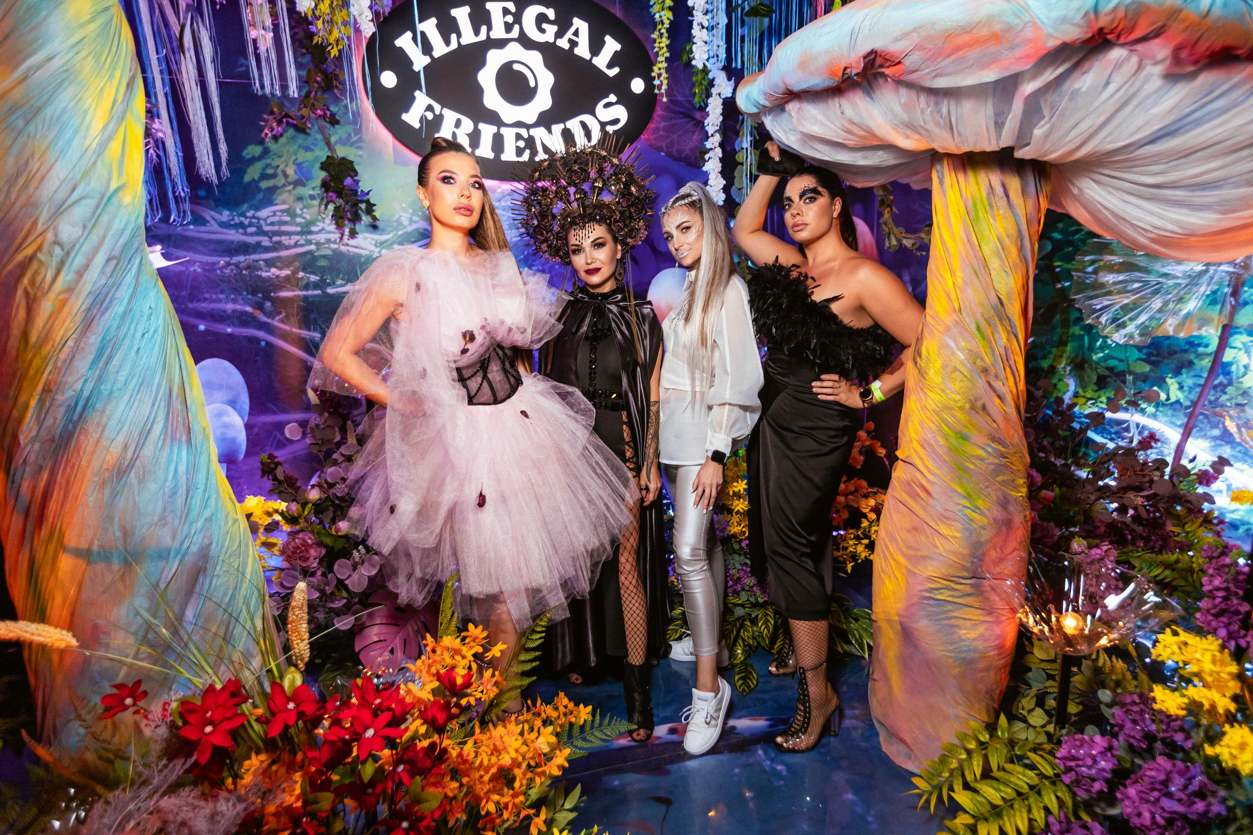 ILLEGAL FRIENDS WONDERLAND [PART I]. СВОИ. ФОТООТЧЕТЫ-СОБЫТИЯ-МЕСТА