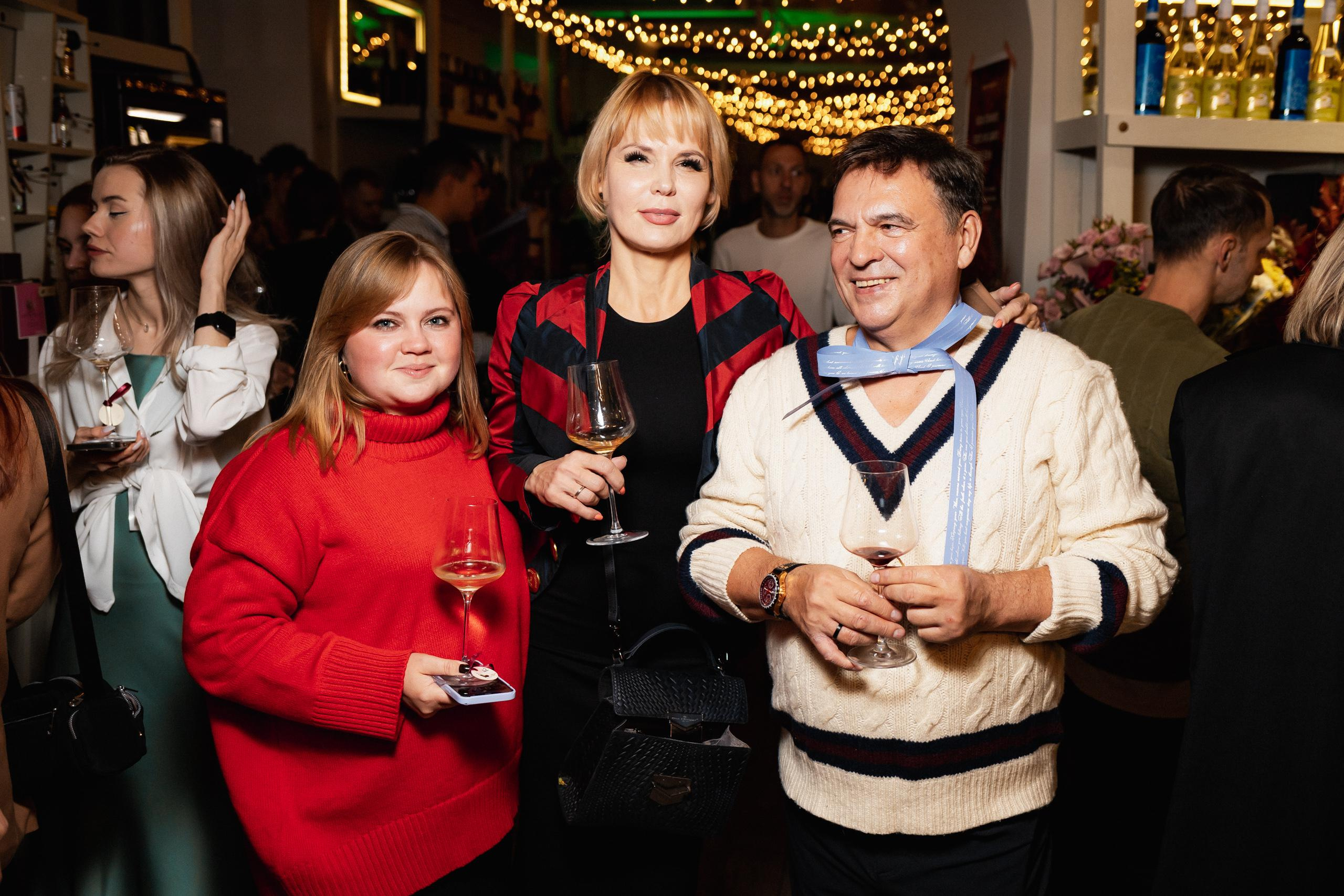 ВИНОТЕКА [10 ЛЕТ ВИННОМУ БУТИКУ]. СВОИ. ФОТООТЧЕТЫ-СОБЫТИЯ-МЕСТА