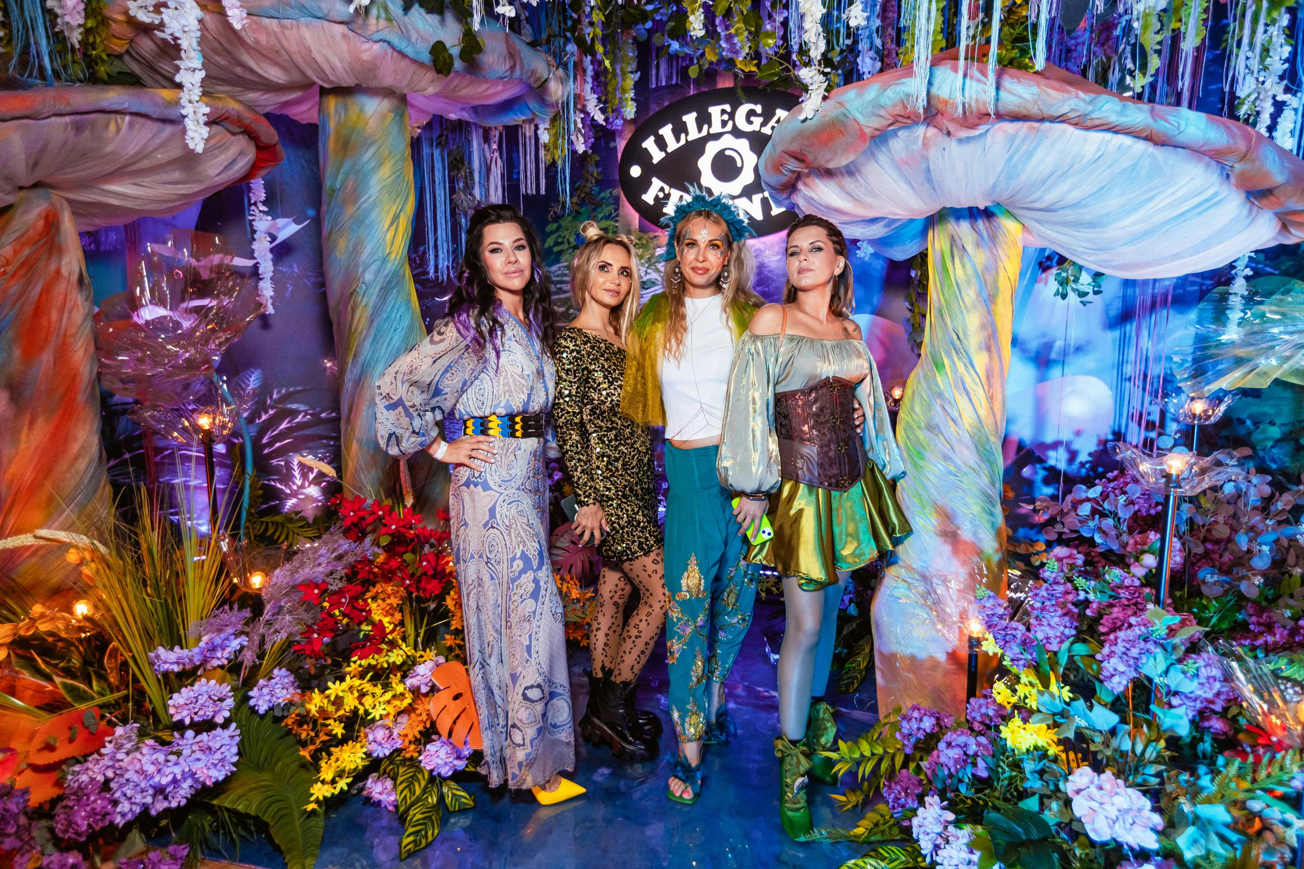 ILLEGAL FRIENDS WONDERLAND [PART I]. СВОИ. ФОТООТЧЕТЫ-СОБЫТИЯ-МЕСТА