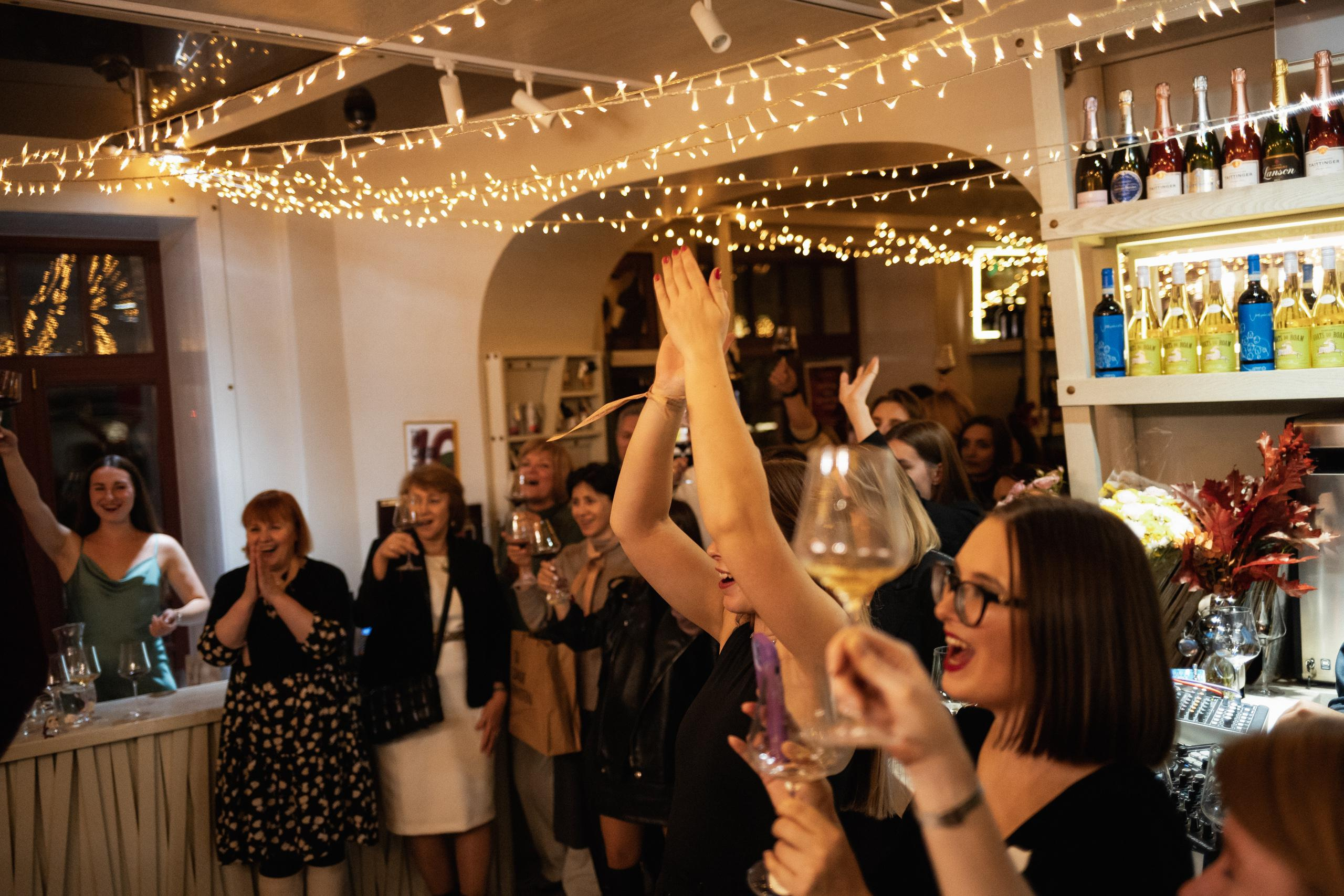 ВИНОТЕКА [10 ЛЕТ ВИННОМУ БУТИКУ]. СВОИ. ФОТООТЧЕТЫ-СОБЫТИЯ-МЕСТА