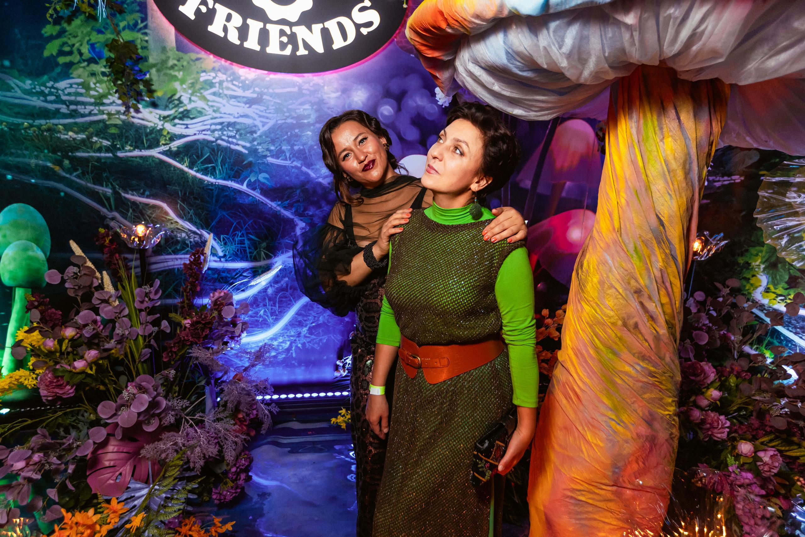 ILLEGAL FRIENDS WONDERLAND [PART II]. СВОИ. ФОТООТЧЕТЫ-СОБЫТИЯ-МЕСТА