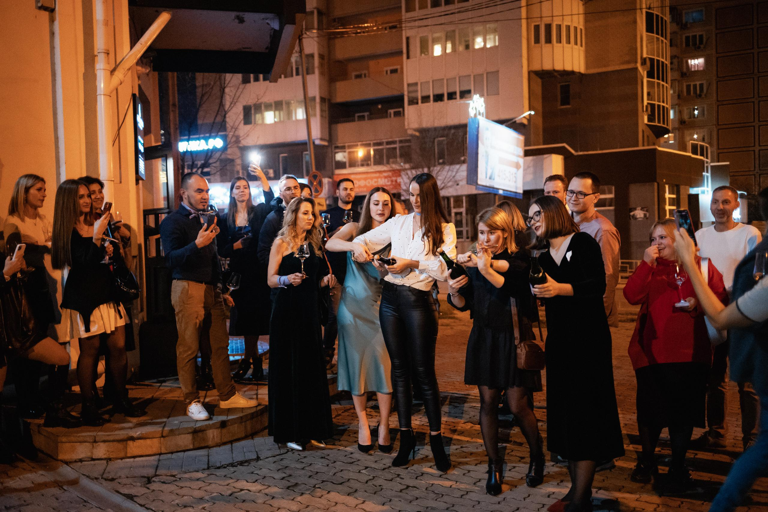 ВИНОТЕКА [10 ЛЕТ ВИННОМУ БУТИКУ]. СВОИ. ФОТООТЧЕТЫ-СОБЫТИЯ-МЕСТА