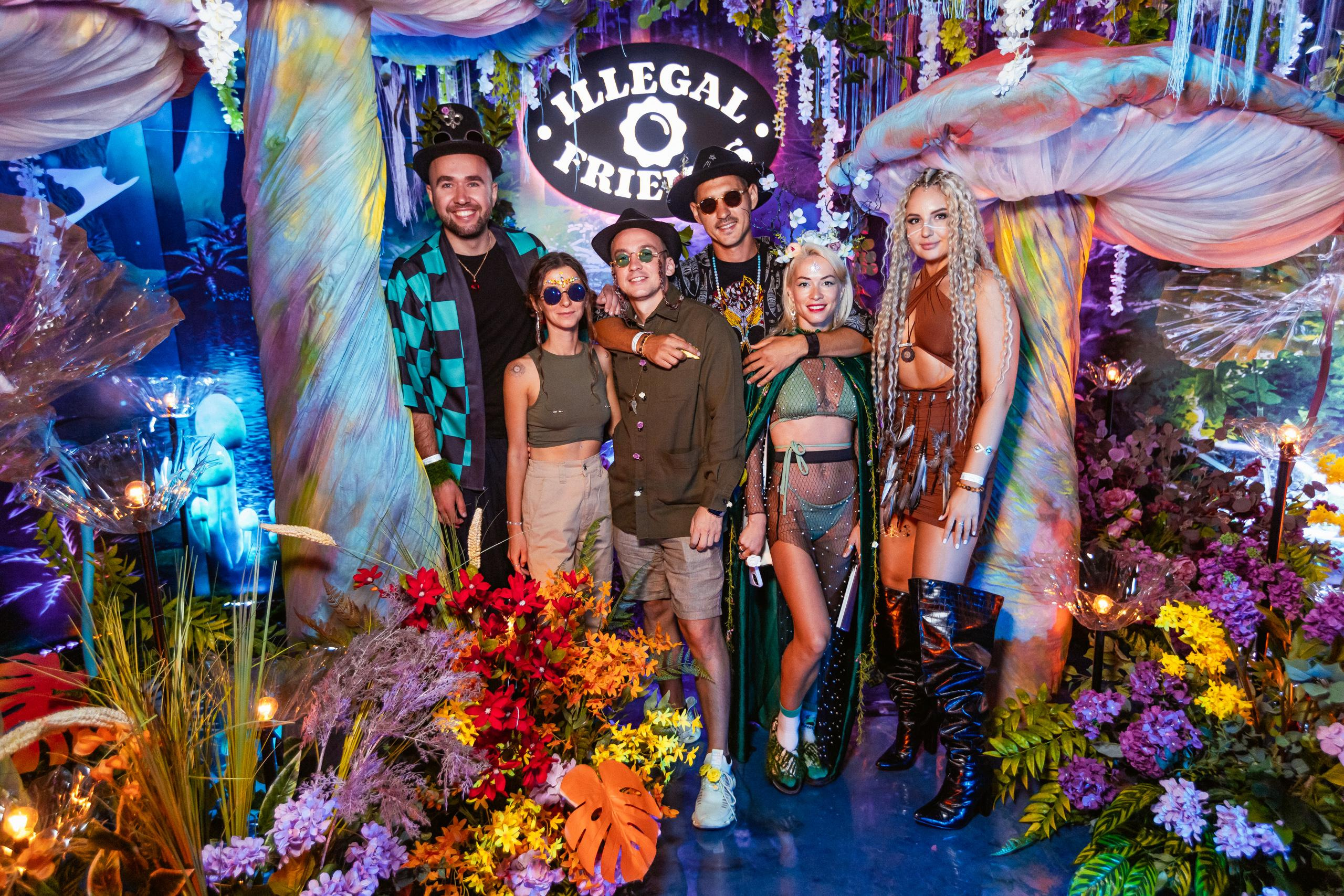 ILLEGAL FRIENDS WONDERLAND [PART I]. СВОИ. ФОТООТЧЕТЫ-СОБЫТИЯ-МЕСТА