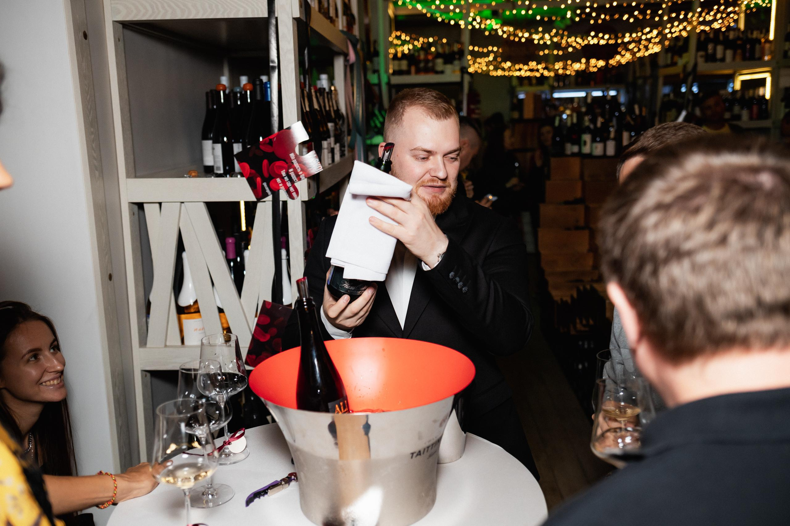 ВИНОТЕКА [10 ЛЕТ ВИННОМУ БУТИКУ]. СВОИ. ФОТООТЧЕТЫ-СОБЫТИЯ-МЕСТА