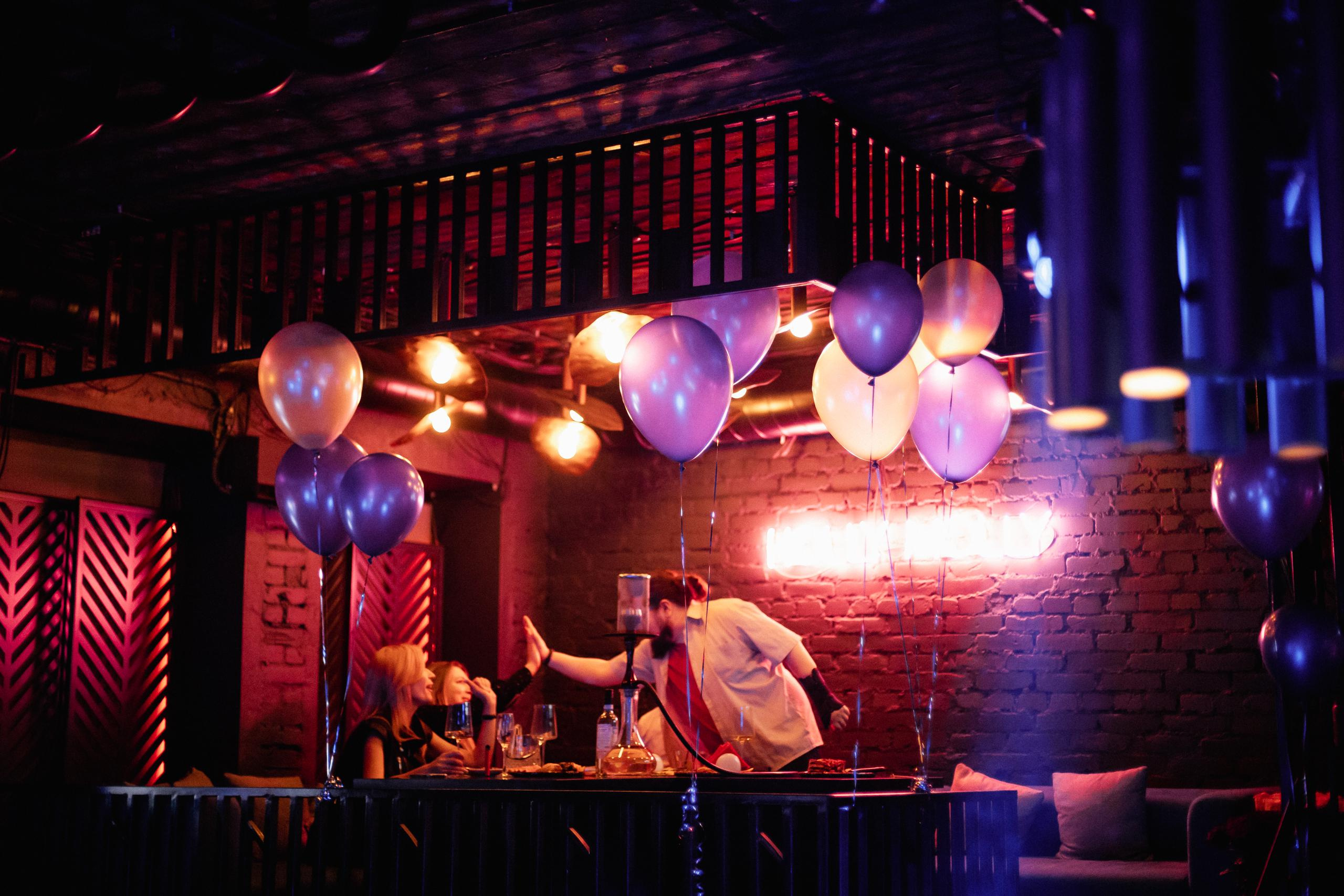 MOLLY BAR [4 YEARS]. СВОИ. ФОТООТЧЕТЫ-СОБЫТИЯ-МЕСТА