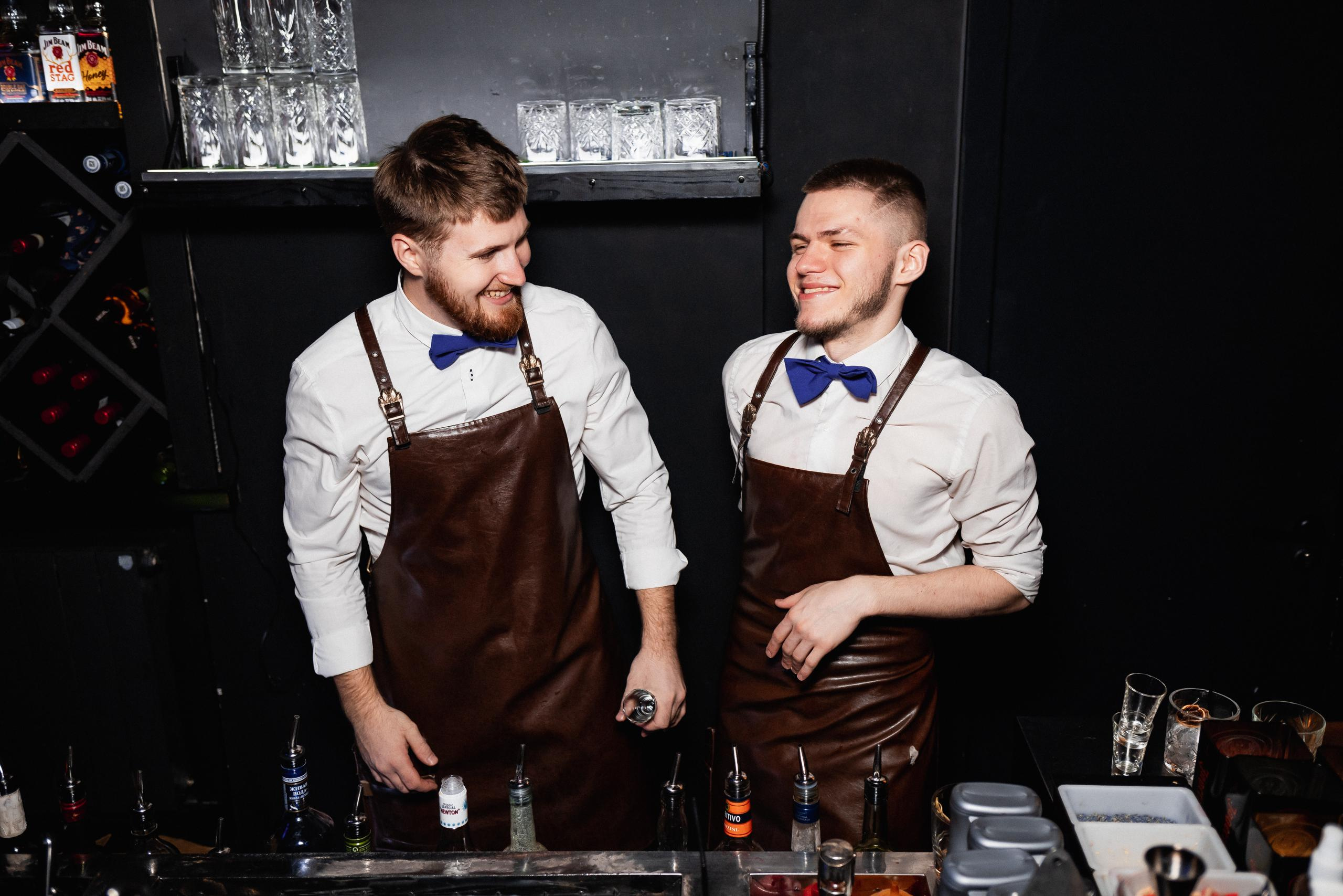 MOLLY BAR [4 YEARS]. СВОИ. ФОТООТЧЕТЫ-СОБЫТИЯ-МЕСТА