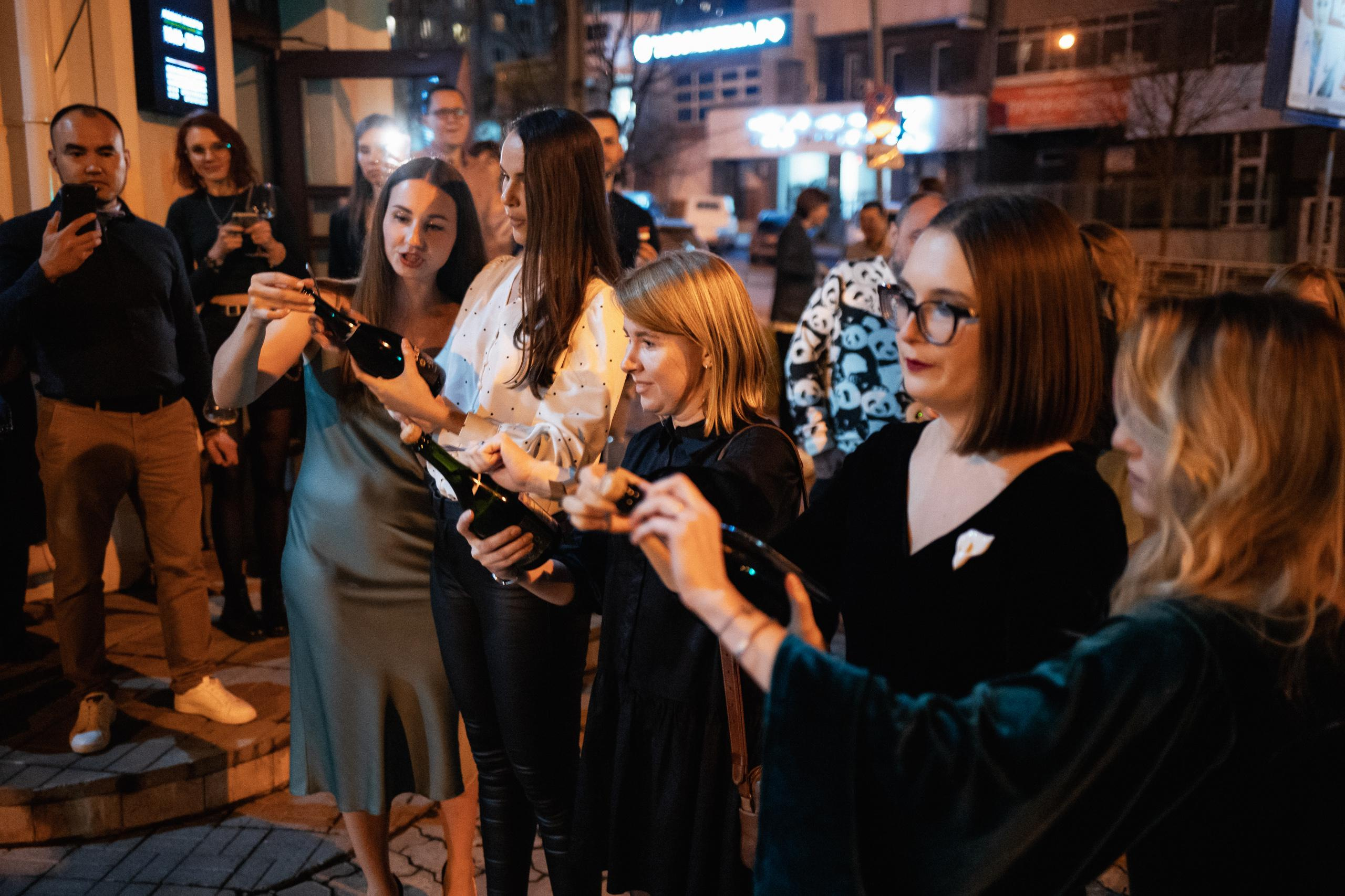 ВИНОТЕКА [10 ЛЕТ ВИННОМУ БУТИКУ]. СВОИ. ФОТООТЧЕТЫ-СОБЫТИЯ-МЕСТА