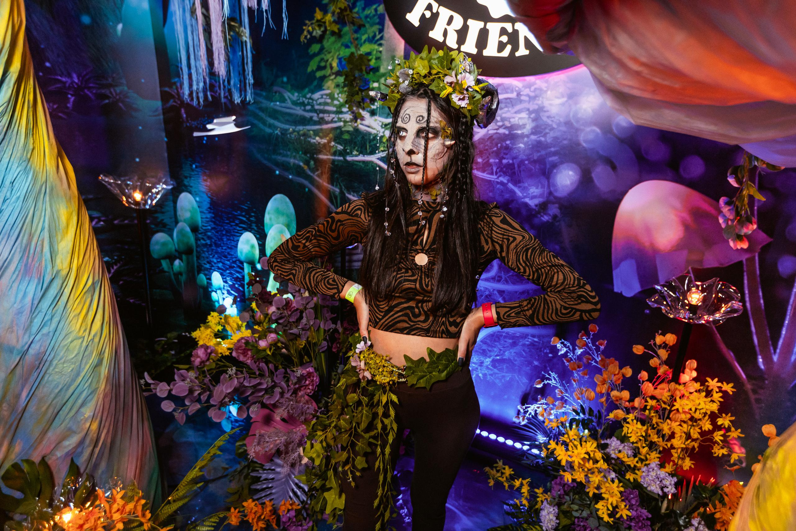 ILLEGAL FRIENDS WONDERLAND [PART I]. СВОИ. ФОТООТЧЕТЫ-СОБЫТИЯ-МЕСТА