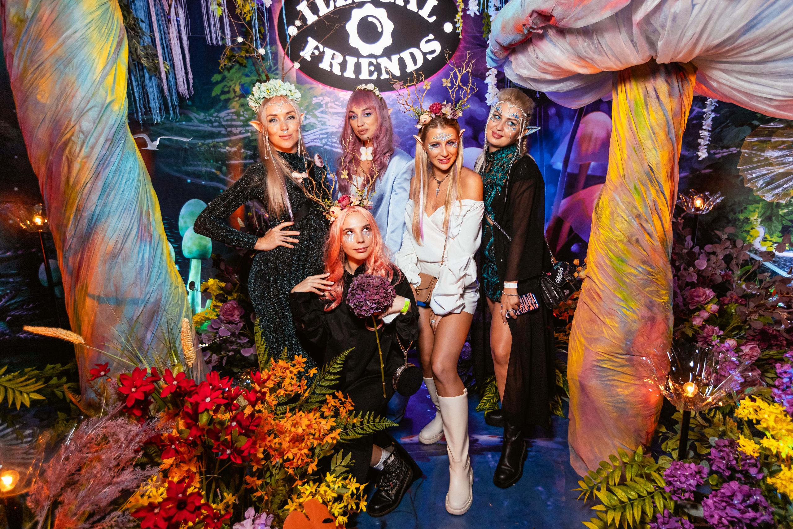 ILLEGAL FRIENDS WONDERLAND [PART I]. СВОИ. ФОТООТЧЕТЫ-СОБЫТИЯ-МЕСТА