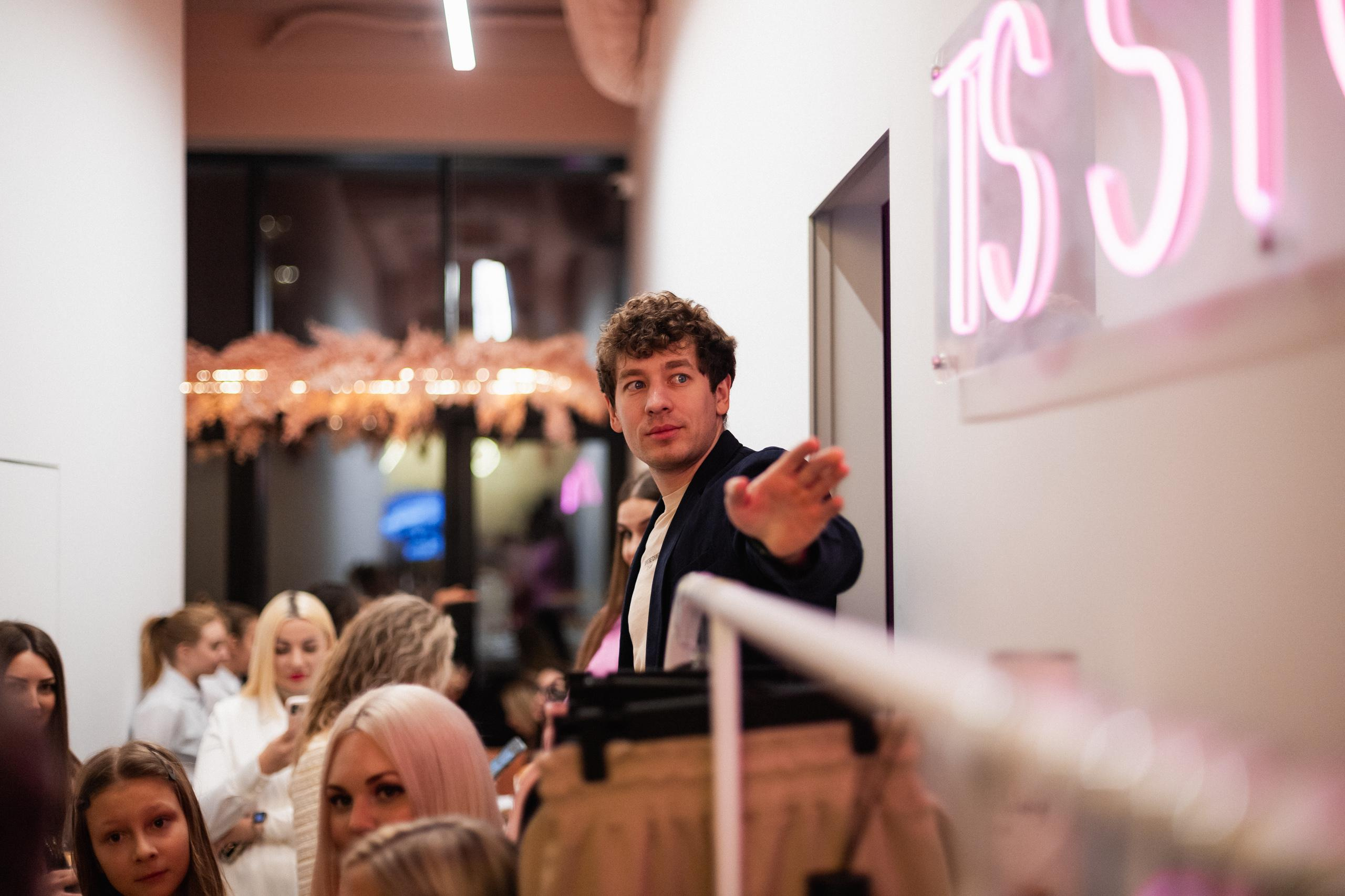 TOPSTRETCHING [ОТКРЫТИЕ СТУДИИ]. СВОИ. ФОТООТЧЕТЫ-СОБЫТИЯ-МЕСТА