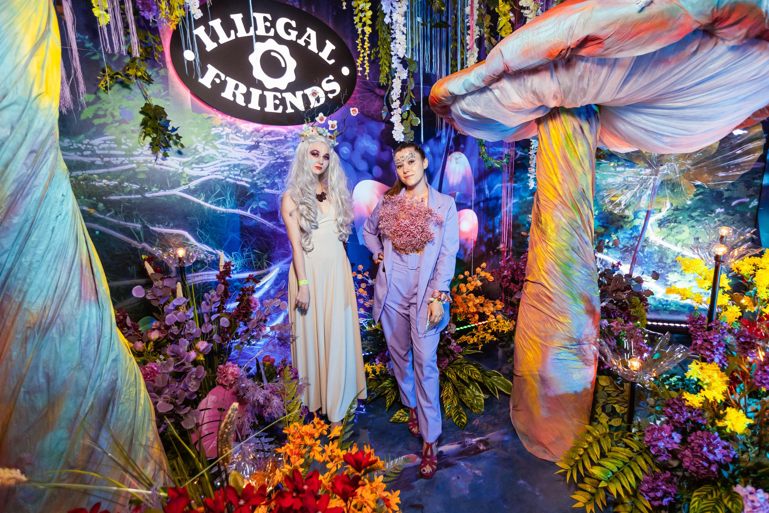 ILLEGAL FRIENDS WONDERLAND [PART I]. СВОИ. ФОТООТЧЕТЫ-СОБЫТИЯ-МЕСТА