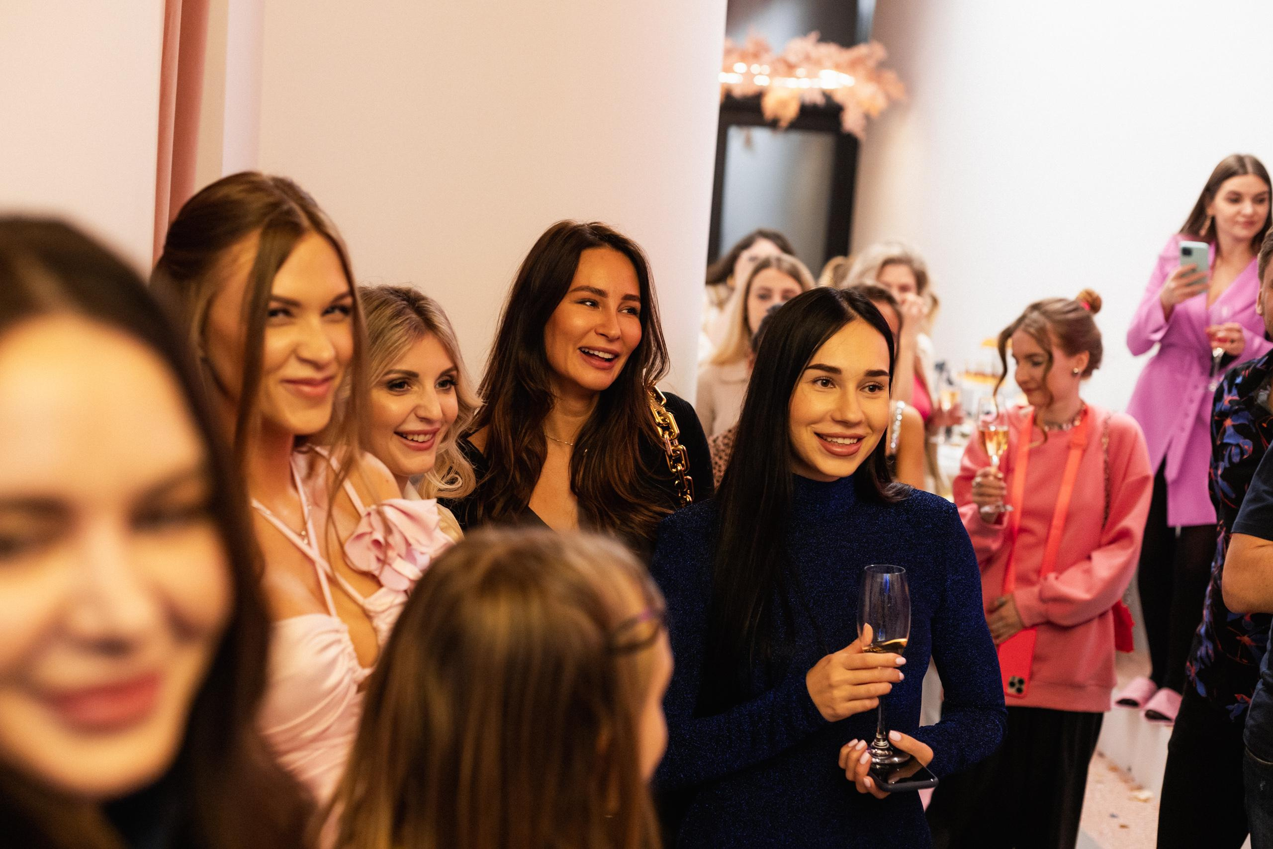 TOPSTRETCHING [ОТКРЫТИЕ СТУДИИ]. СВОИ. ФОТООТЧЕТЫ-СОБЫТИЯ-МЕСТА