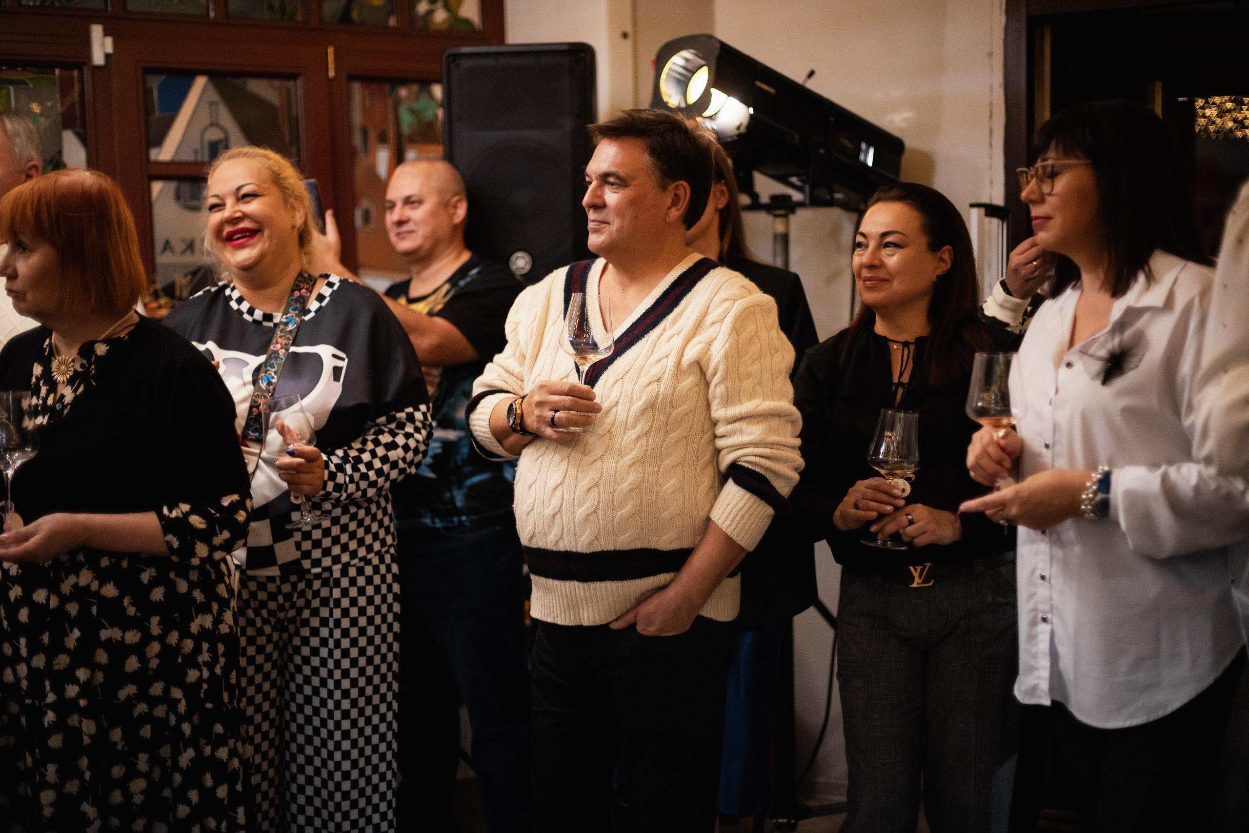 ВИНОТЕКА [10 ЛЕТ ВИННОМУ БУТИКУ]. СВОИ. ФОТООТЧЕТЫ-СОБЫТИЯ-МЕСТА