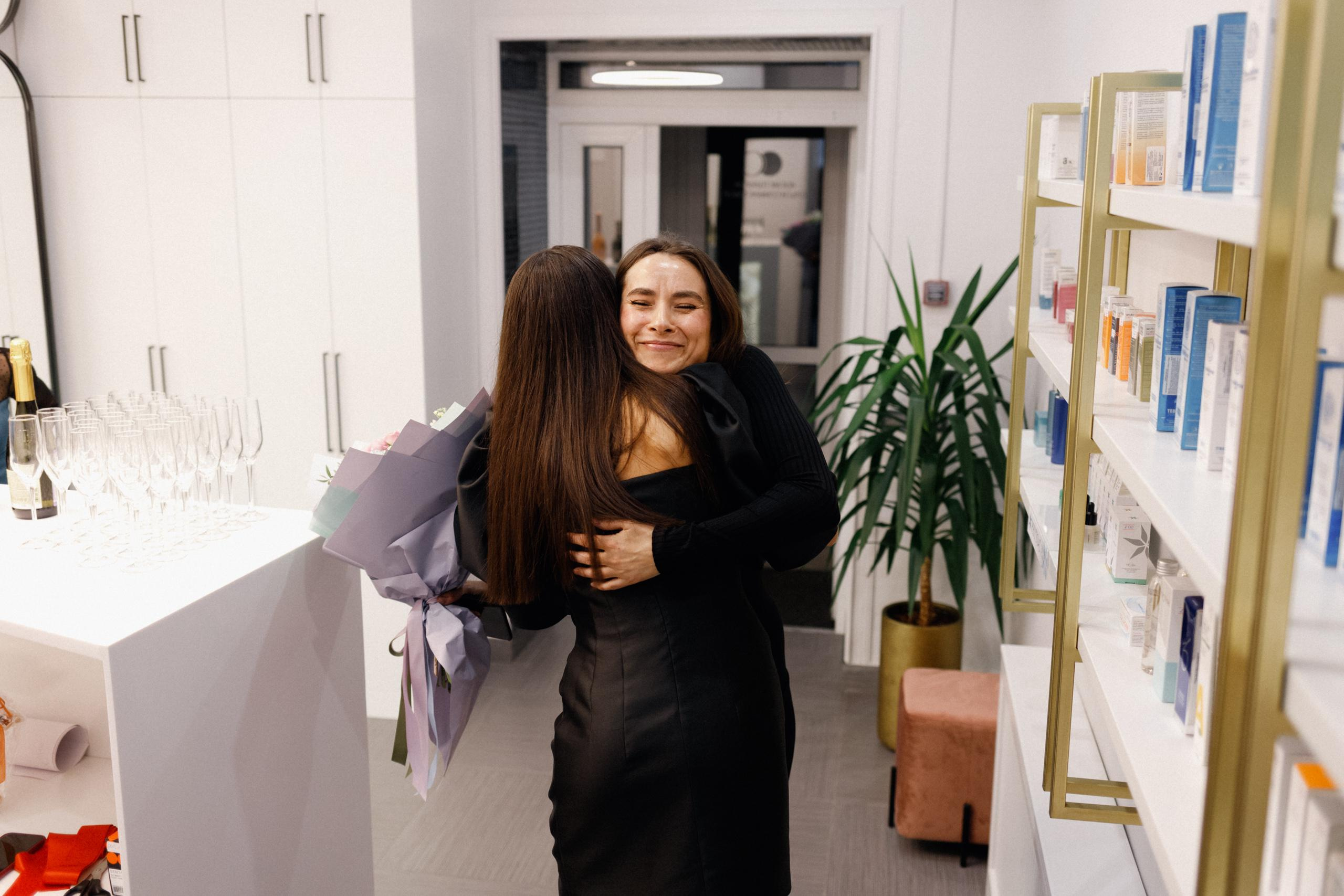 COSMOS CLINIC [ОТКРЫТИЕ]. СВОИ. ФОТООТЧЕТЫ-СОБЫТИЯ-МЕСТА