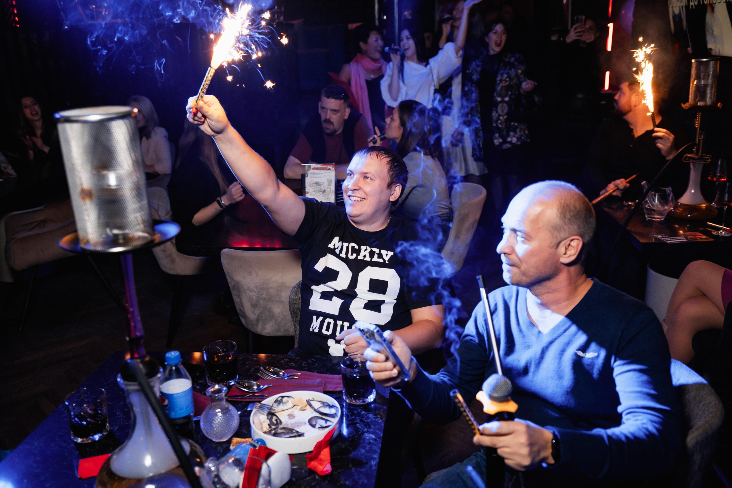 MOLLY BAR [4 YEARS]. СВОИ. ФОТООТЧЕТЫ-СОБЫТИЯ-МЕСТА