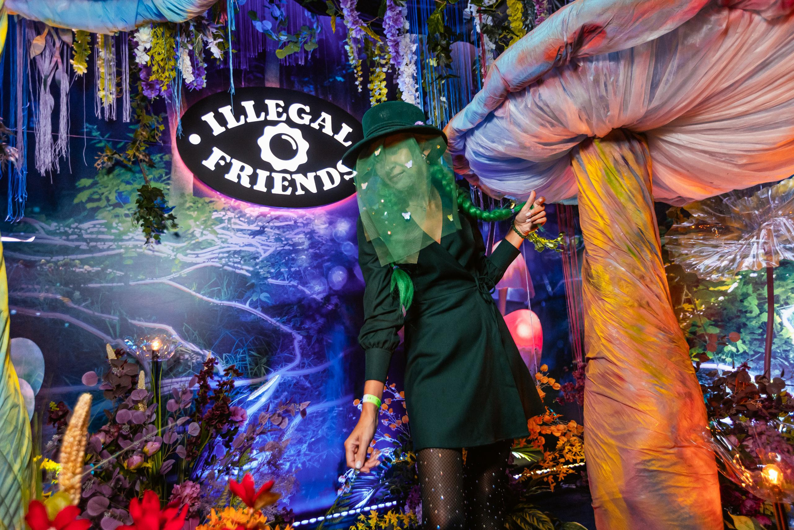 ILLEGAL FRIENDS WONDERLAND [PART I]. СВОИ. ФОТООТЧЕТЫ-СОБЫТИЯ-МЕСТА