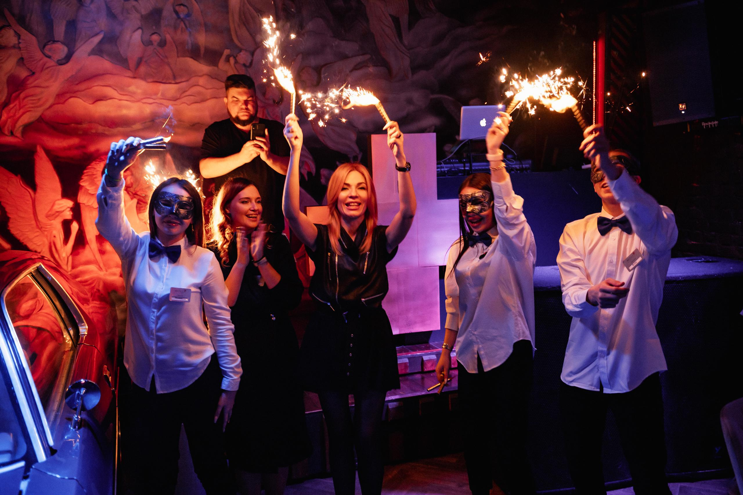 MOLLY BAR [4 YEARS]. СВОИ. ФОТООТЧЕТЫ-СОБЫТИЯ-МЕСТА